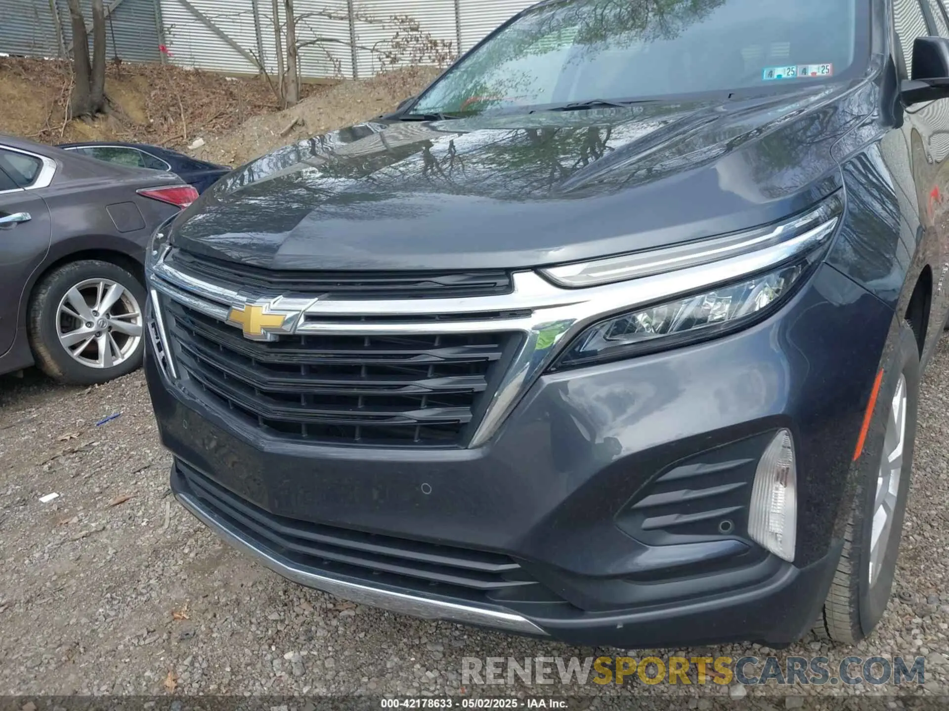 18 Photograph of a damaged car 3GNAXUEG2PS181884 CHEVROLET EQUINOX 2023
