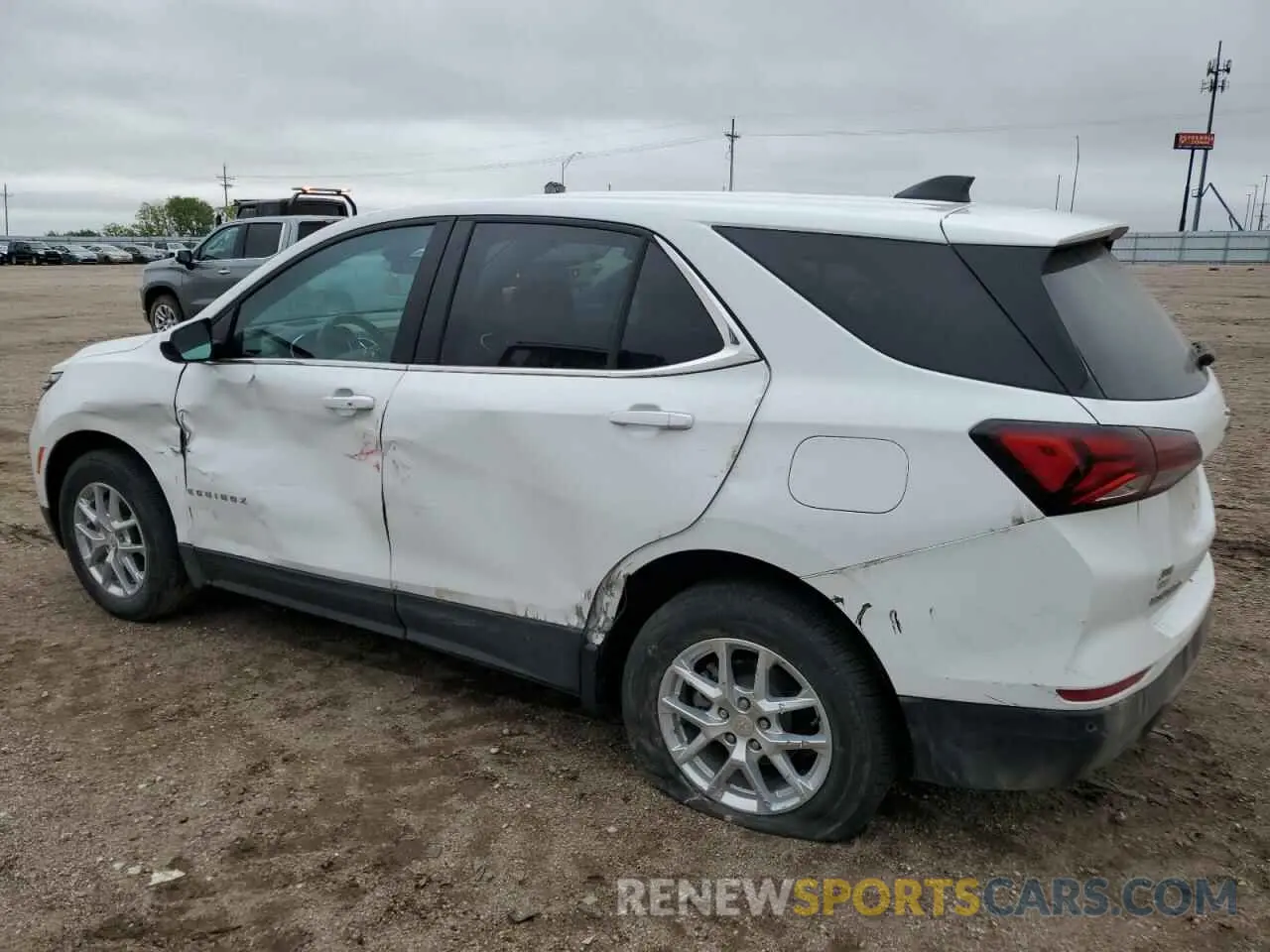 2 Фотография поврежденного автомобиля 3GNAXUEG3PL266551 CHEVROLET EQUINOX 2023