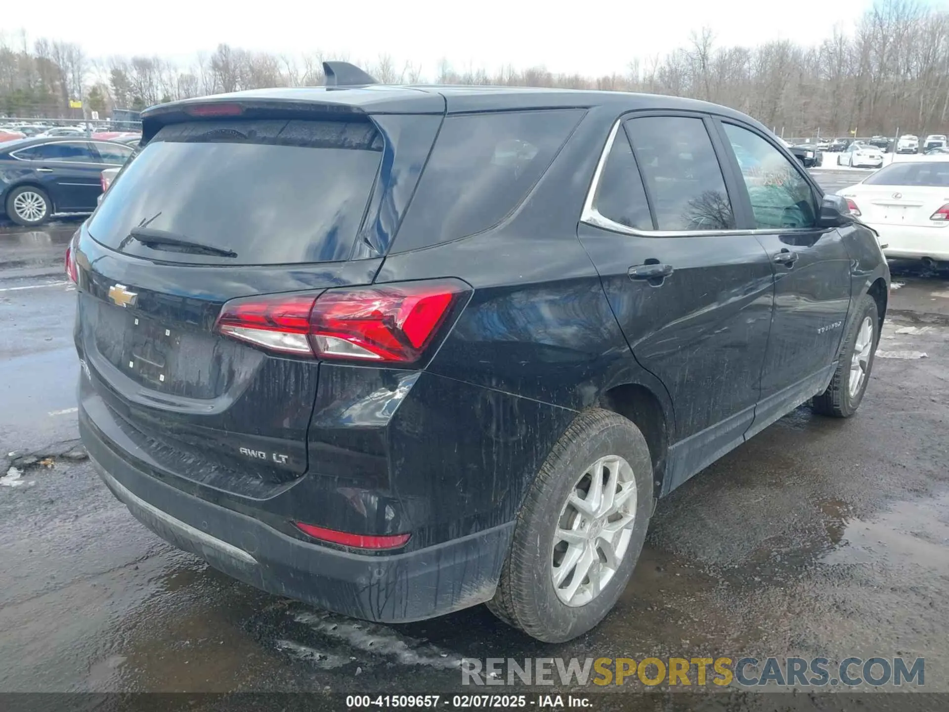 4 Фотография поврежденного автомобиля 3GNAXUEG7PL101957 CHEVROLET EQUINOX 2023