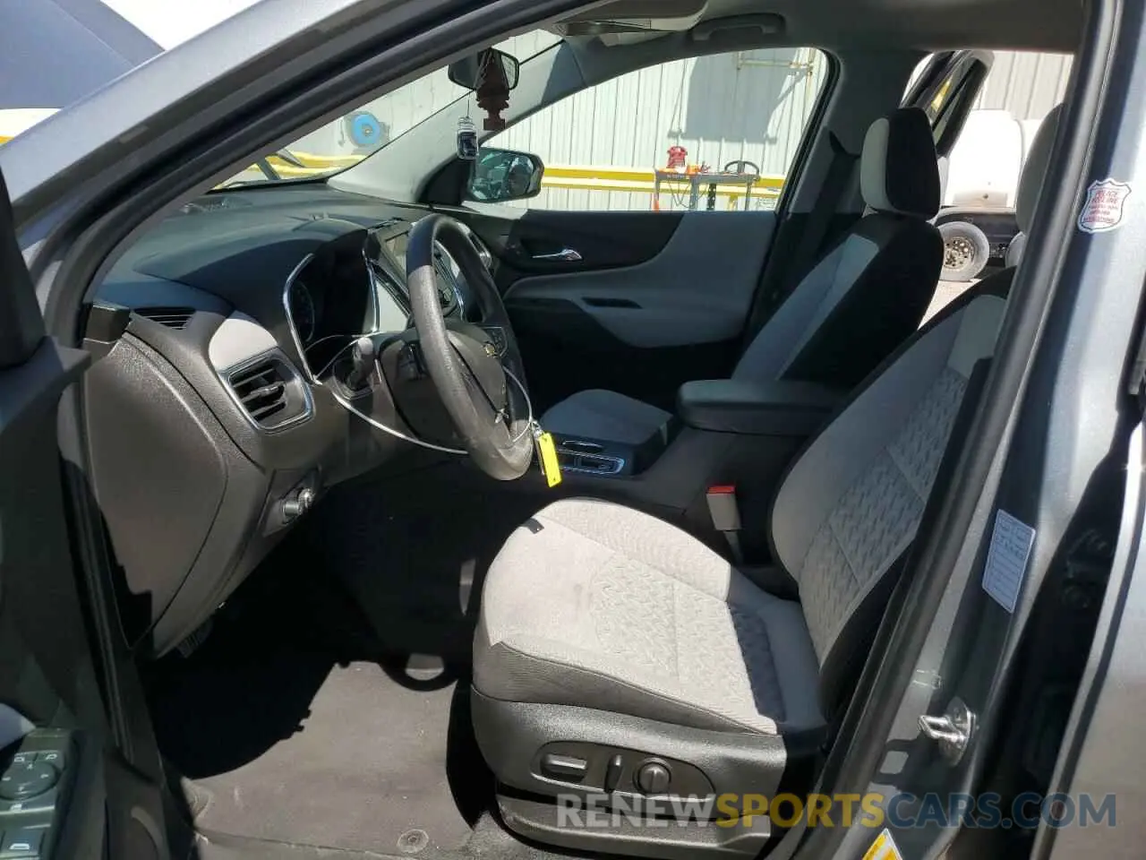 7 Photograph of a damaged car 3GNAXUEG7PS214930 CHEVROLET EQUINOX 2023