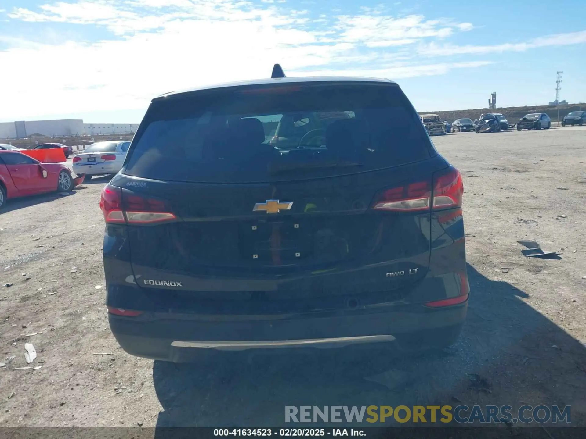 17 Photograph of a damaged car 3GNAXUEG8PL228748 CHEVROLET EQUINOX 2023