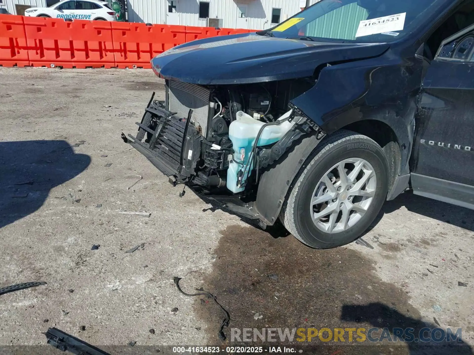 6 Photograph of a damaged car 3GNAXUEG8PL228748 CHEVROLET EQUINOX 2023