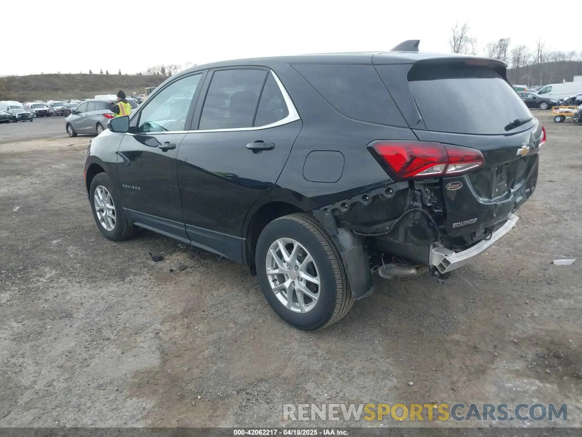 3 Фотография поврежденного автомобиля 3GNAXUEG9PL268580 CHEVROLET EQUINOX 2023