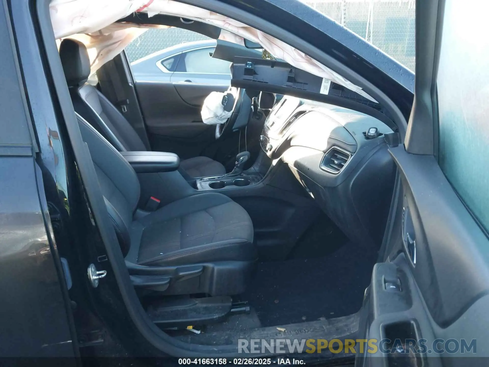 5 Photograph of a damaged car 3GNAXWEG9PL269692 CHEVROLET EQUINOX 2023