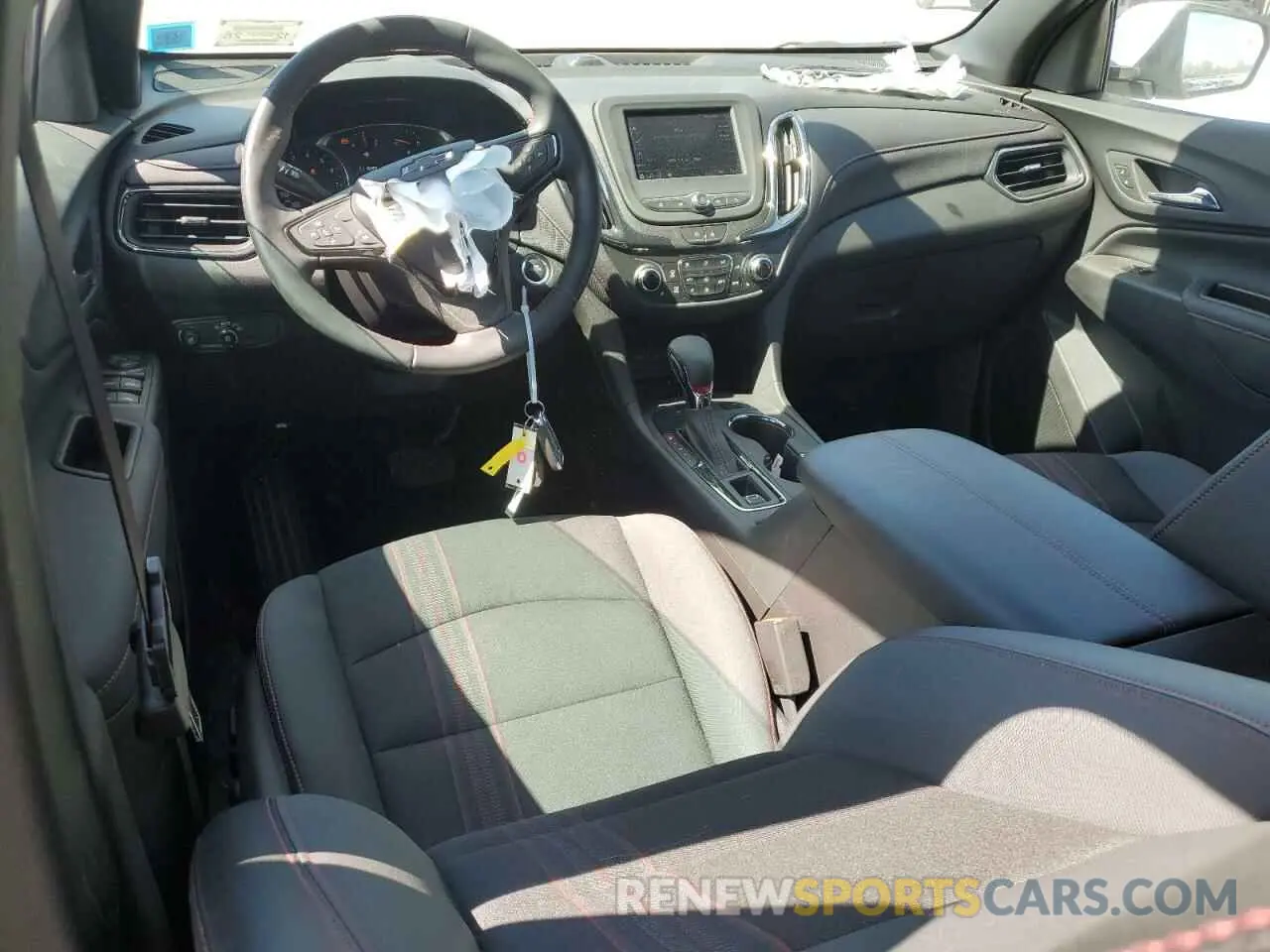 8 Фотография поврежденного автомобиля 3GNAXWEG9PL271541 CHEVROLET EQUINOX 2023