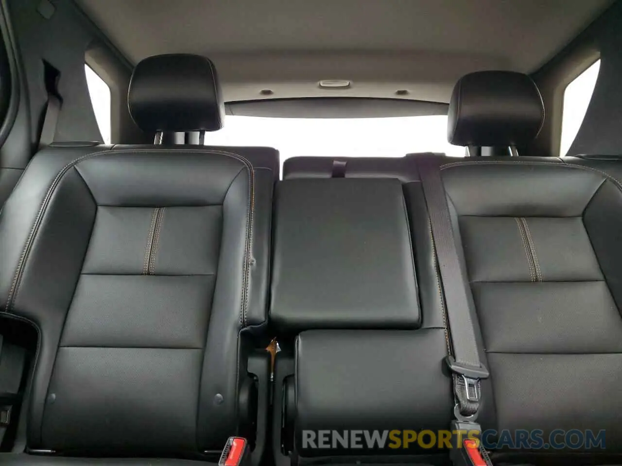 10 Photograph of a damaged car 3GNAXXEG3PL114030 CHEVROLET EQUINOX 2023