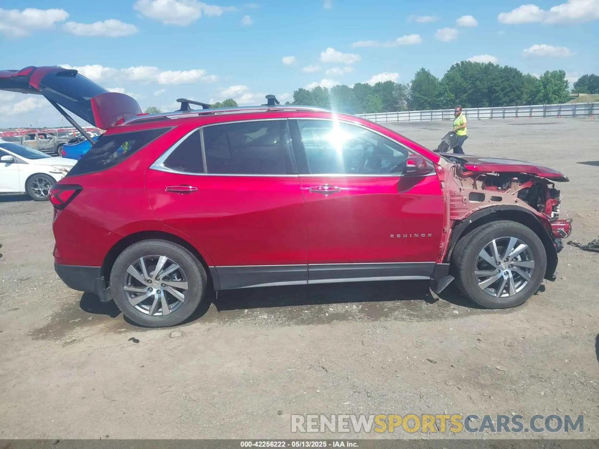 14 Фотография поврежденного автомобиля 3GNAXXEG5PL171944 CHEVROLET EQUINOX 2023