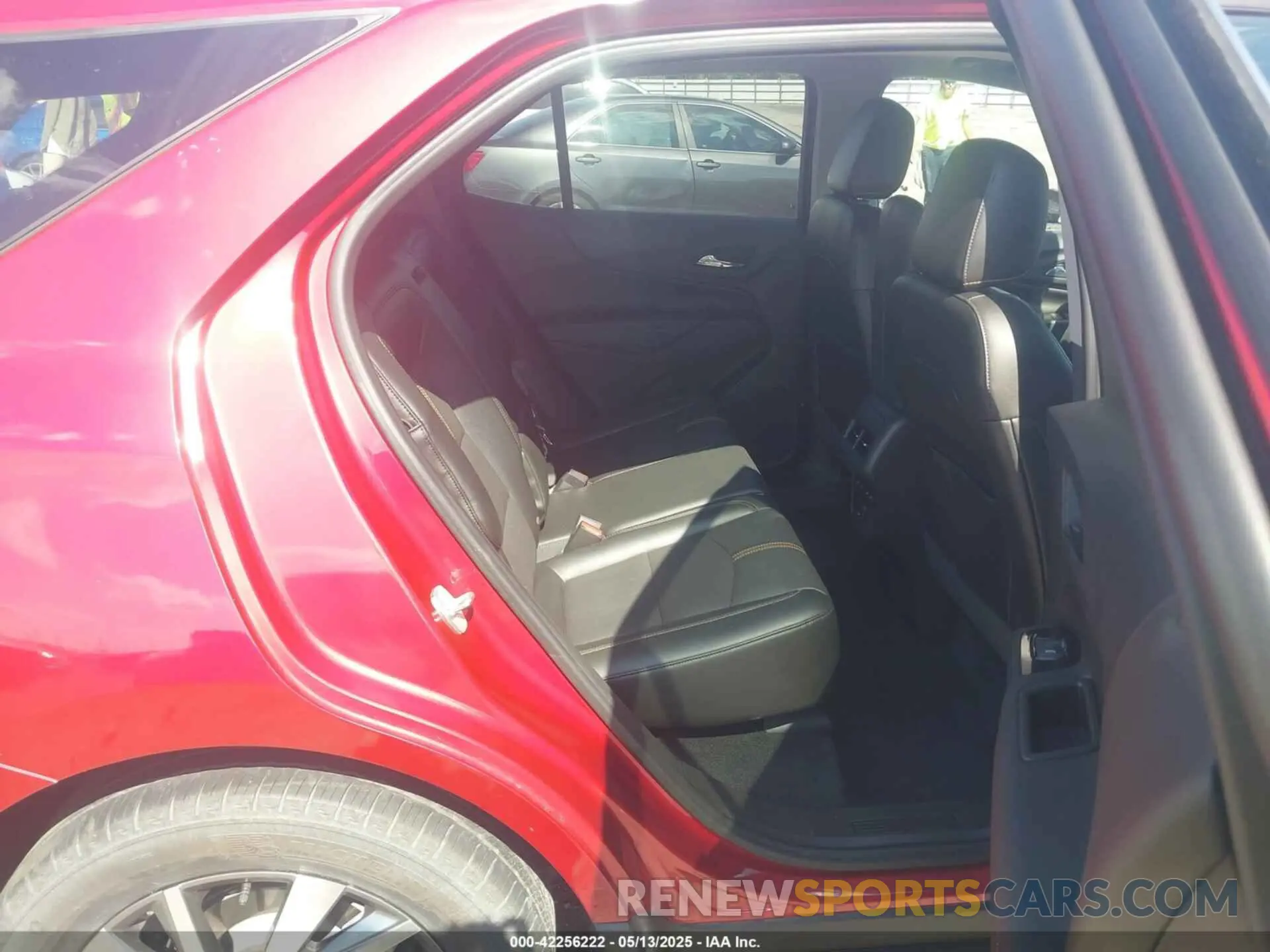 8 Фотография поврежденного автомобиля 3GNAXXEG5PL171944 CHEVROLET EQUINOX 2023