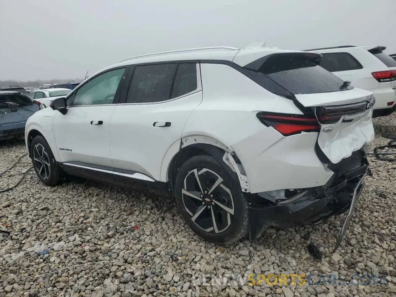 2 Фотография поврежденного автомобиля 3GN7DLRP6RS260243 CHEVROLET EQUINOX 2024