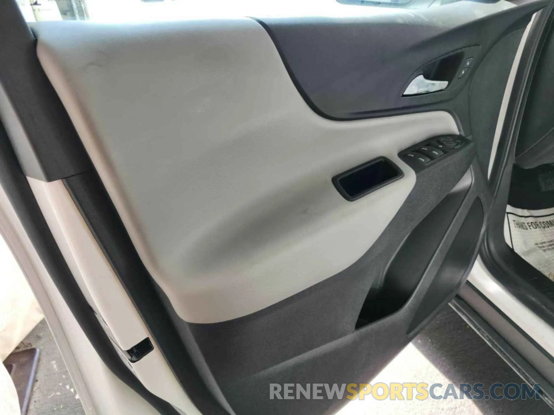 24 Photograph of a damaged car 3GNAX5EGXRL261565 CHEVROLET EQUINOX 2024
