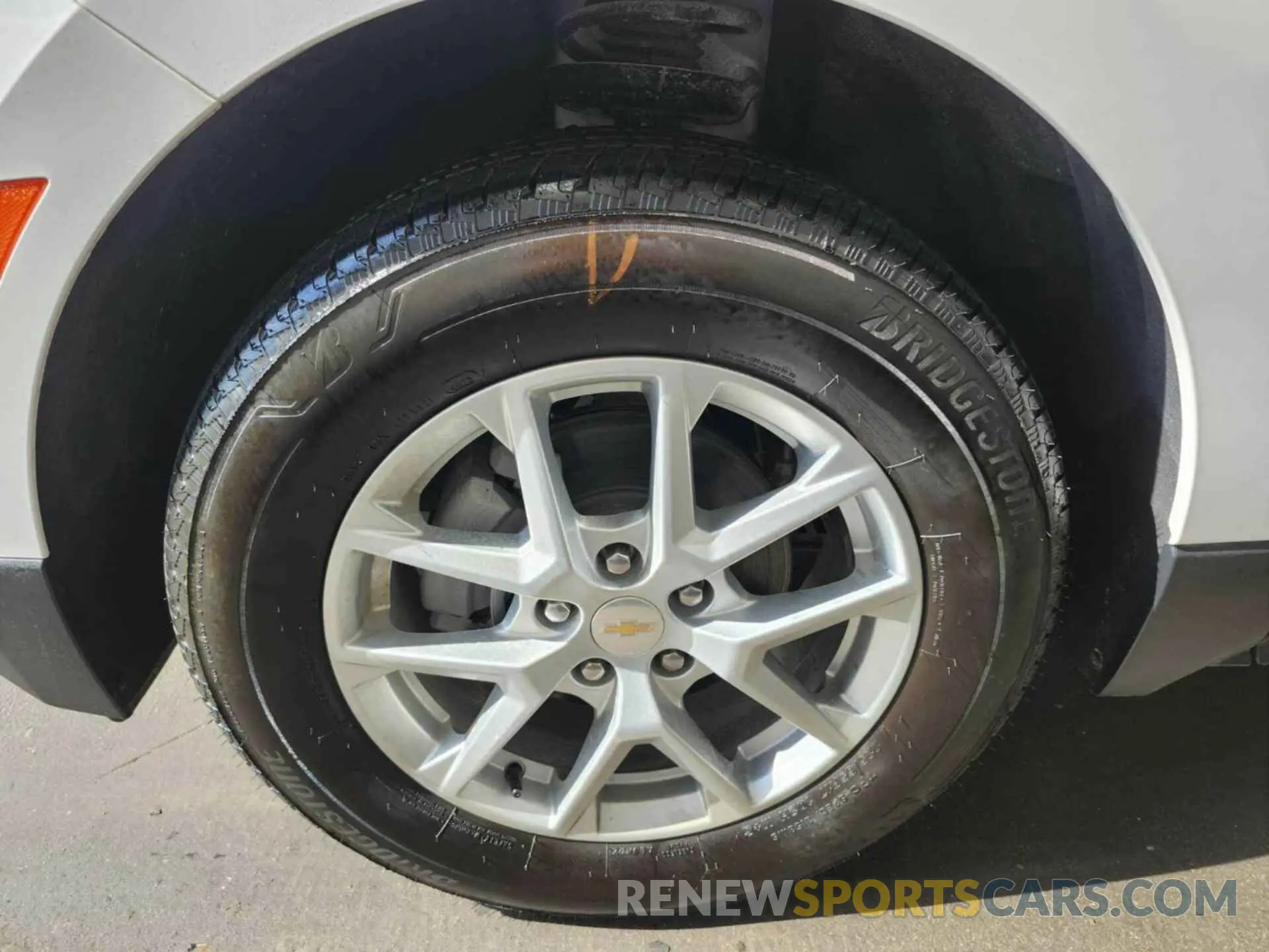 9 Photograph of a damaged car 3GNAX5EGXRL261565 CHEVROLET EQUINOX 2024