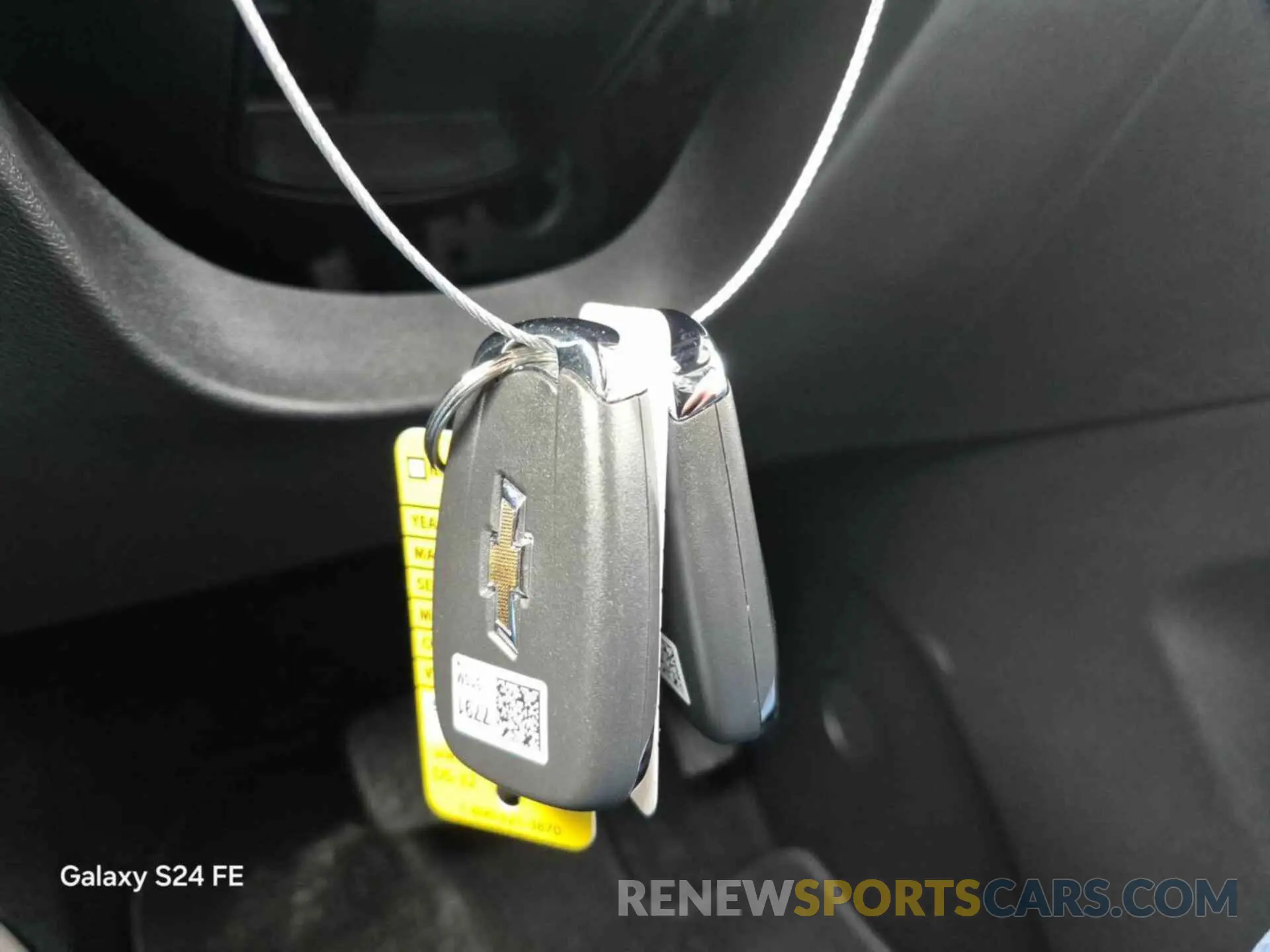 3 Фотография поврежденного автомобиля 3GNAXFEG0RL259037 CHEVROLET EQUINOX 2024