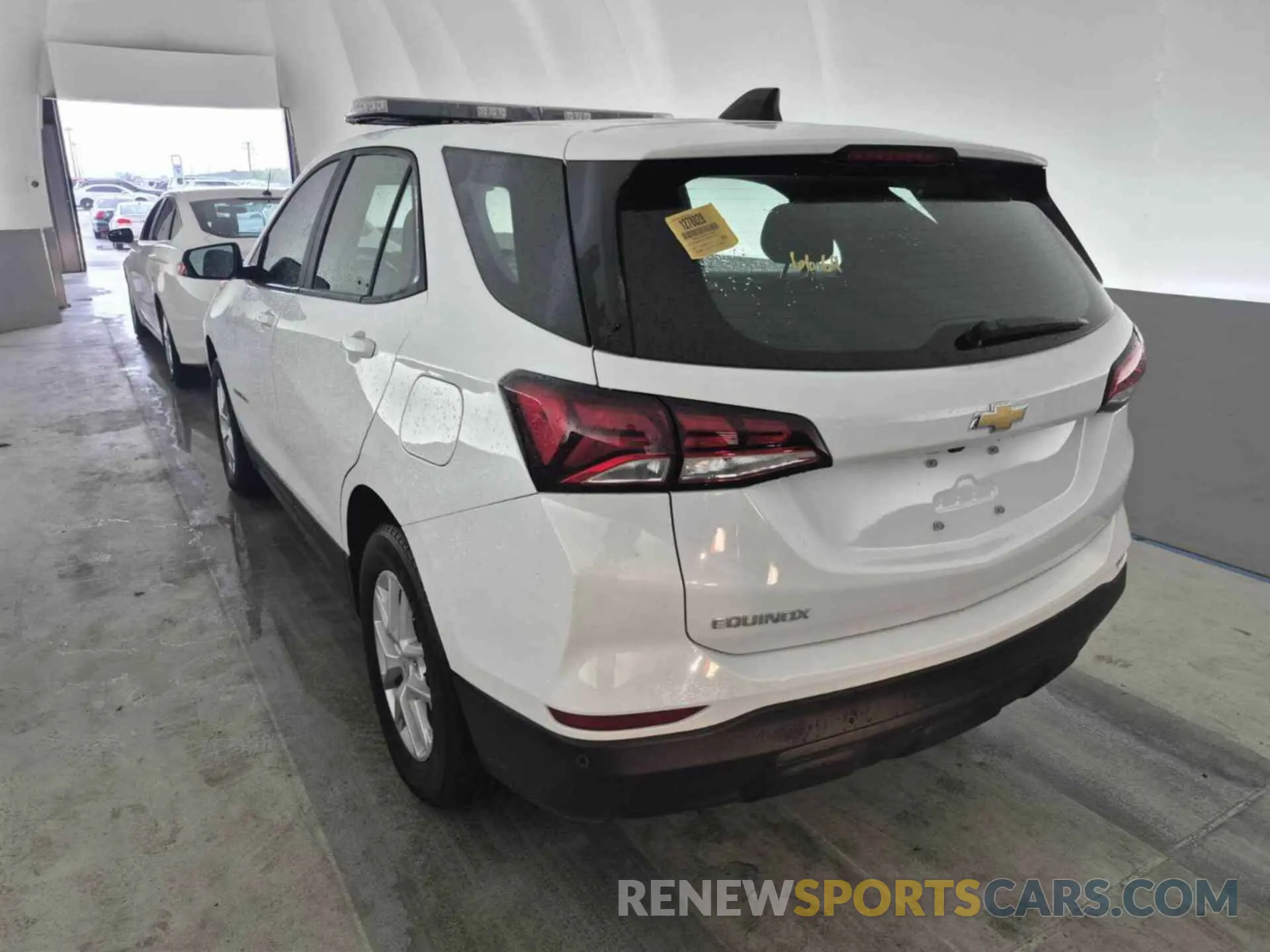 8 Фотография поврежденного автомобиля 3GNAXFEG0RL259037 CHEVROLET EQUINOX 2024