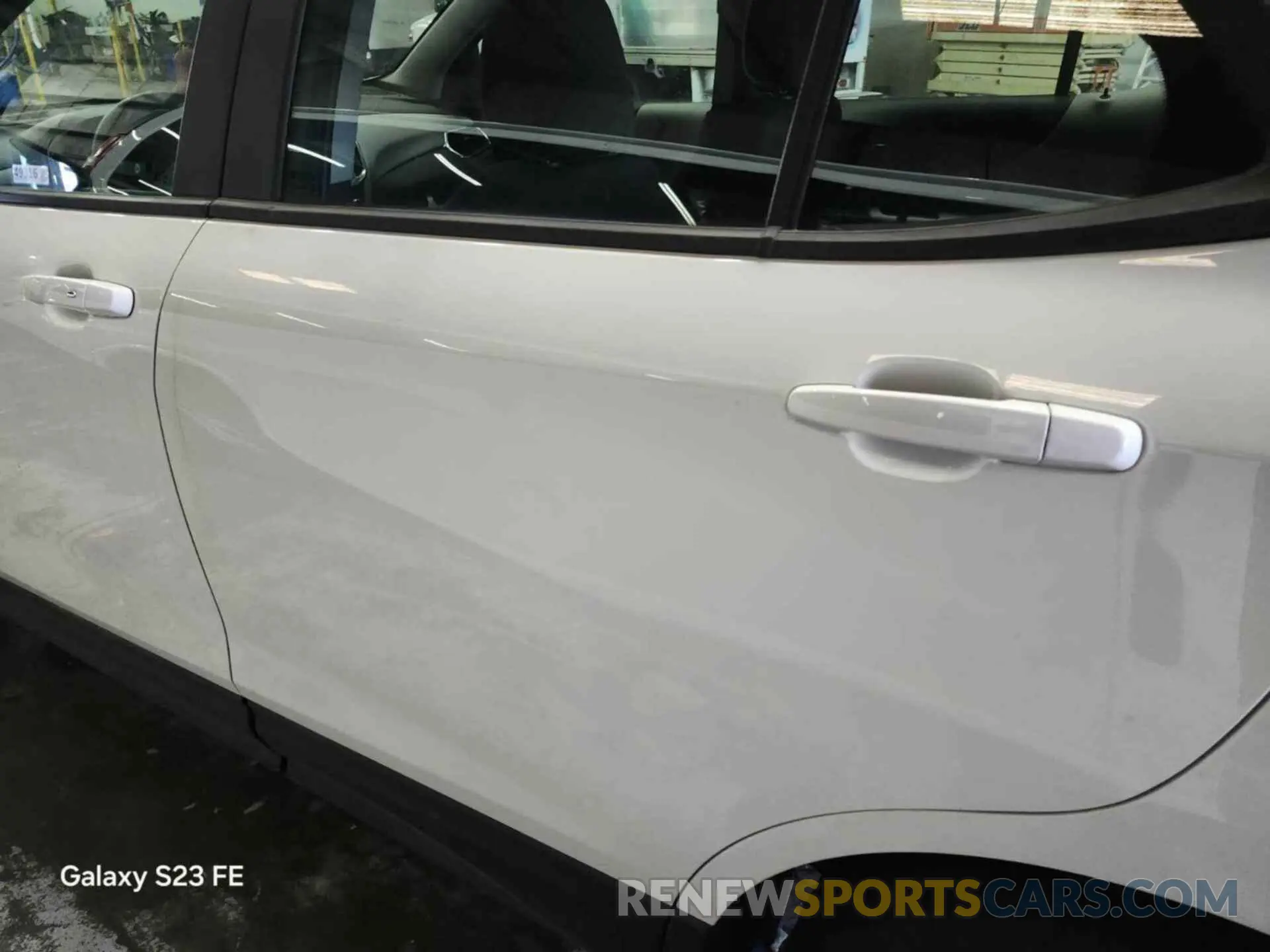 18 Фотография поврежденного автомобиля 3GNAXFEG5RL259230 CHEVROLET EQUINOX 2024