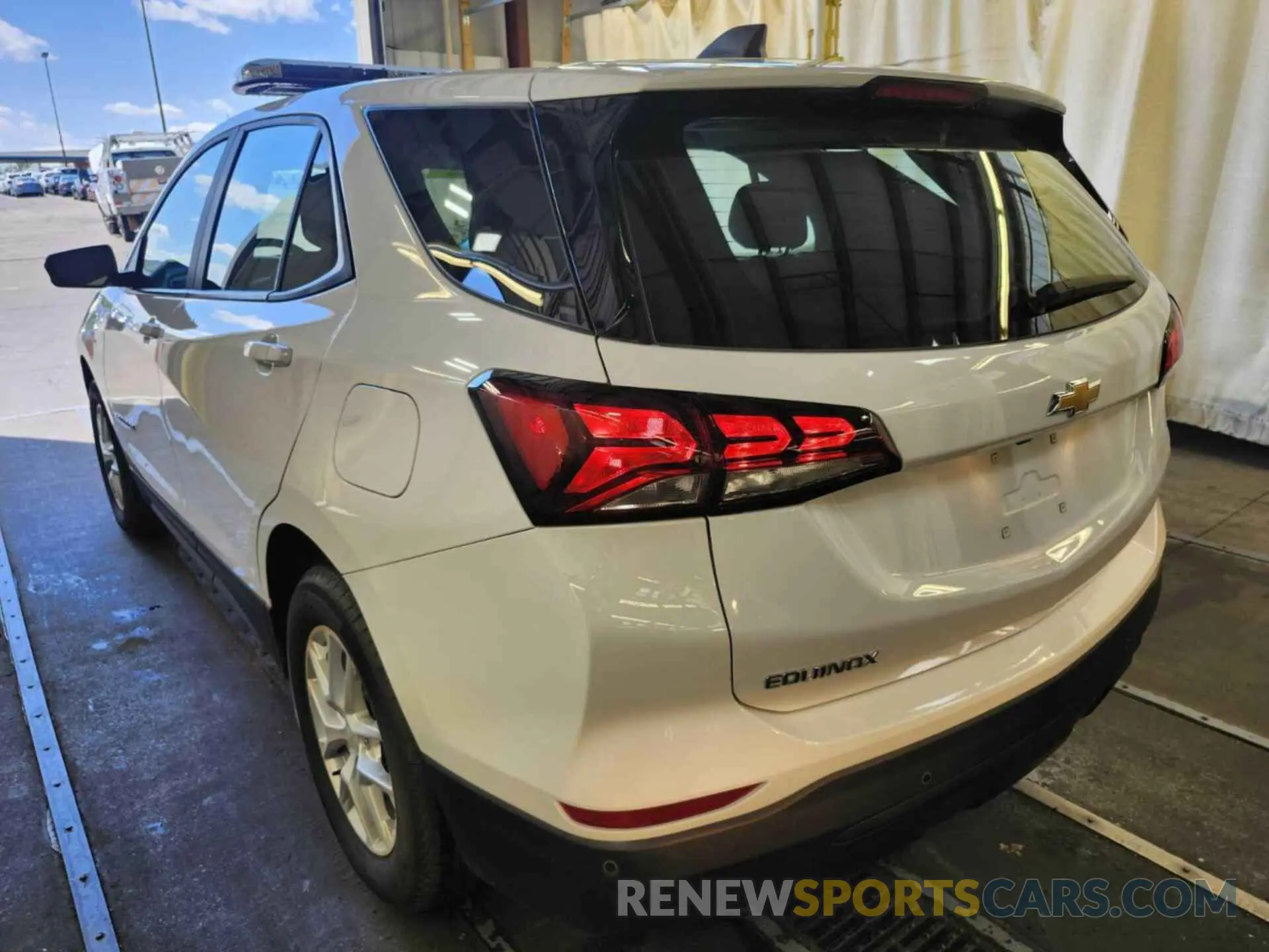 2 Photograph of a damaged car 3GNAXFEG7RL259200 CHEVROLET EQUINOX 2024