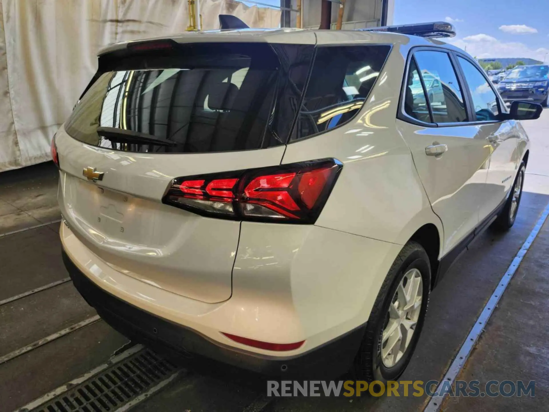 27 Photograph of a damaged car 3GNAXFEG7RL259200 CHEVROLET EQUINOX 2024
