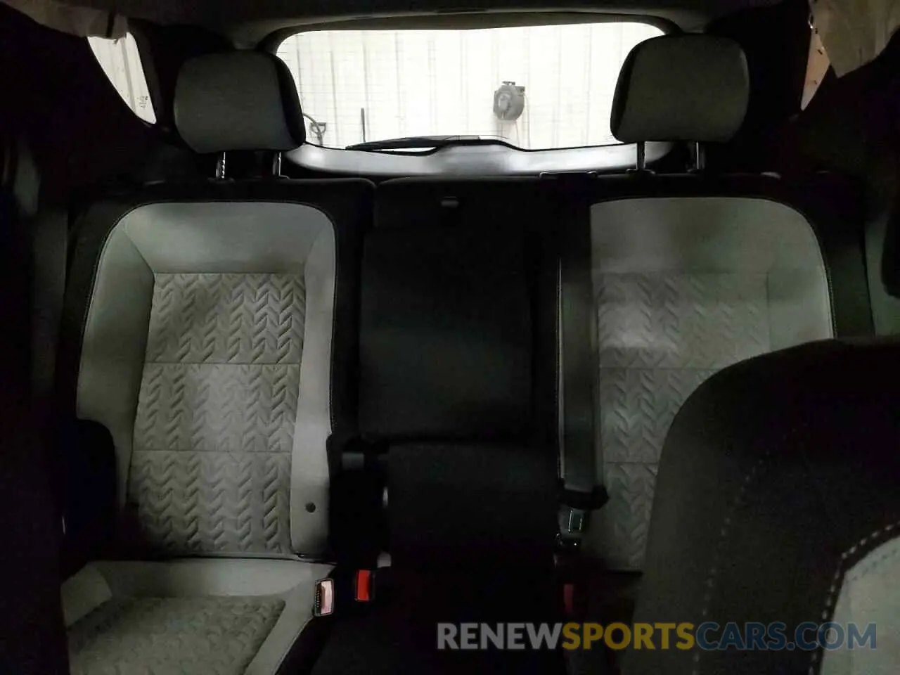 10 Photograph of a damaged car 3GNAXFEG7RL304071 CHEVROLET EQUINOX 2024
