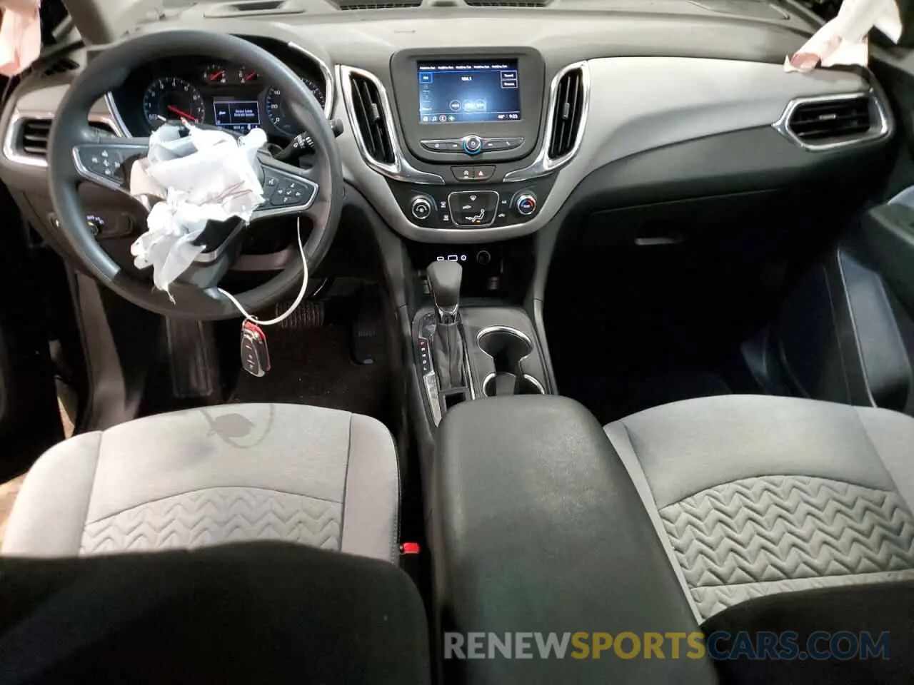 8 Photograph of a damaged car 3GNAXFEG7RL304071 CHEVROLET EQUINOX 2024