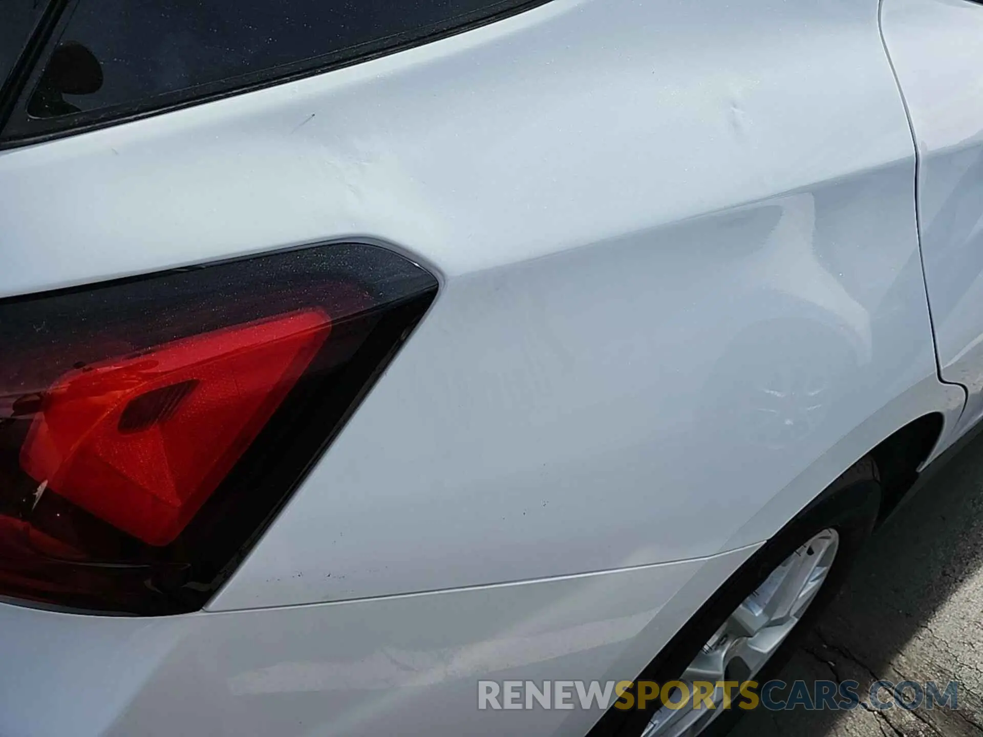 6 Photograph of a damaged car 3GNAXFEG8RL259142 CHEVROLET EQUINOX 2024