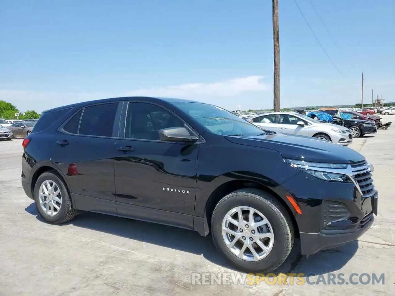 4 Фотография поврежденного автомобиля 3GNAXHEG0RL183721 CHEVROLET EQUINOX 2024