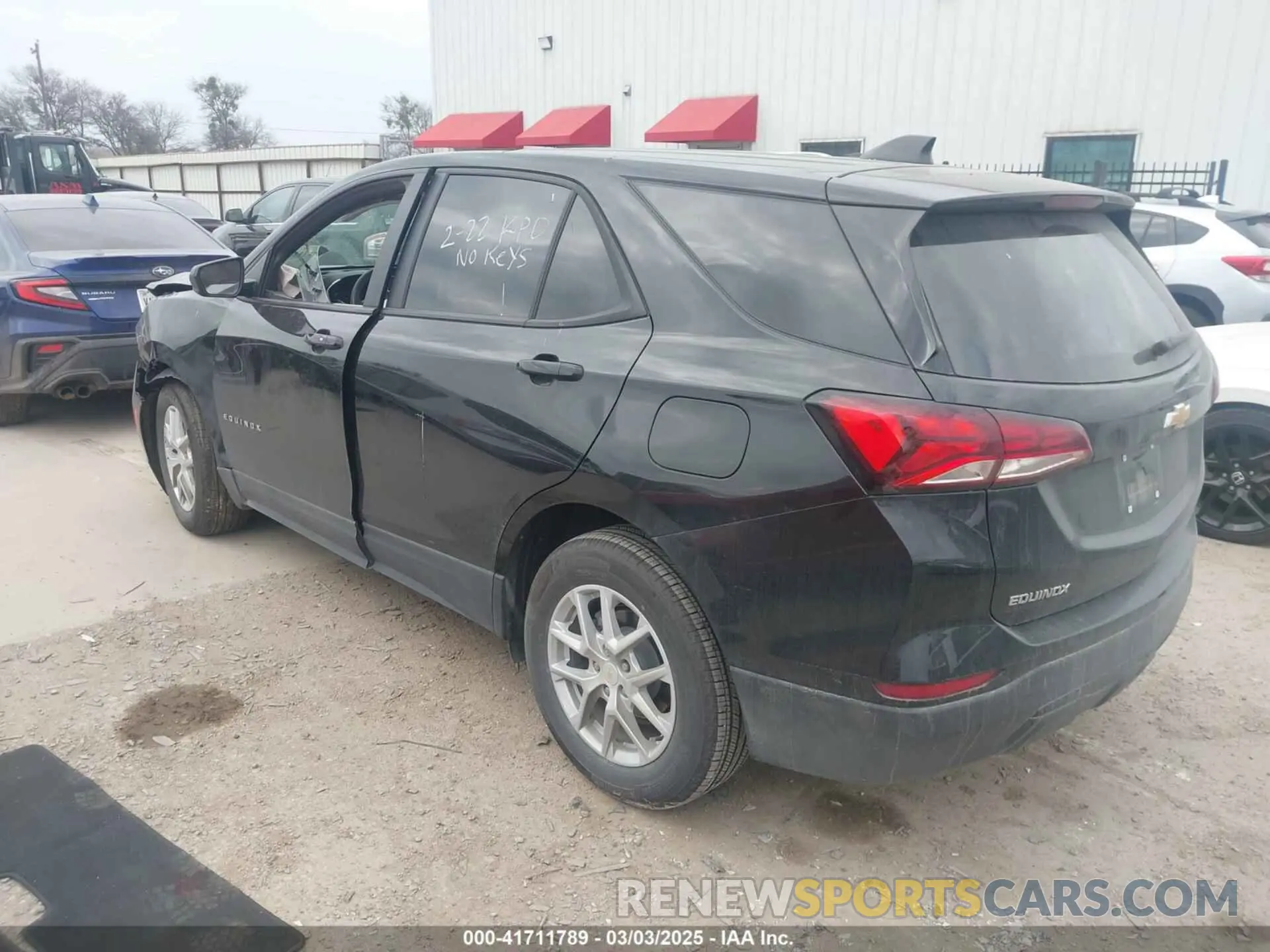 3 Фотография поврежденного автомобиля 3GNAXHEG0RL238118 CHEVROLET EQUINOX 2024