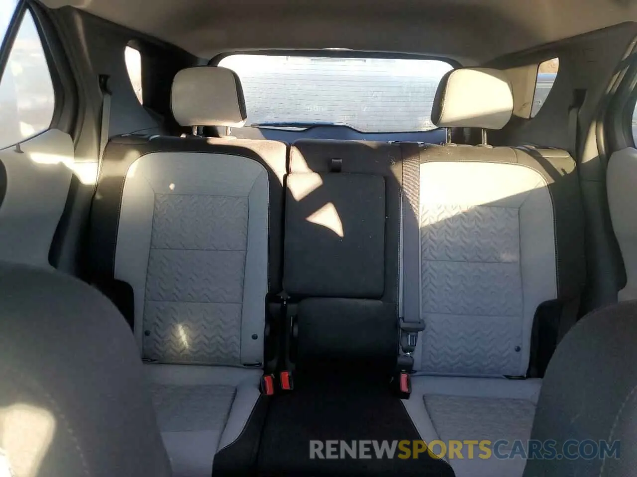 10 Photograph of a damaged car 3GNAXHEG0RL245408 CHEVROLET EQUINOX 2024