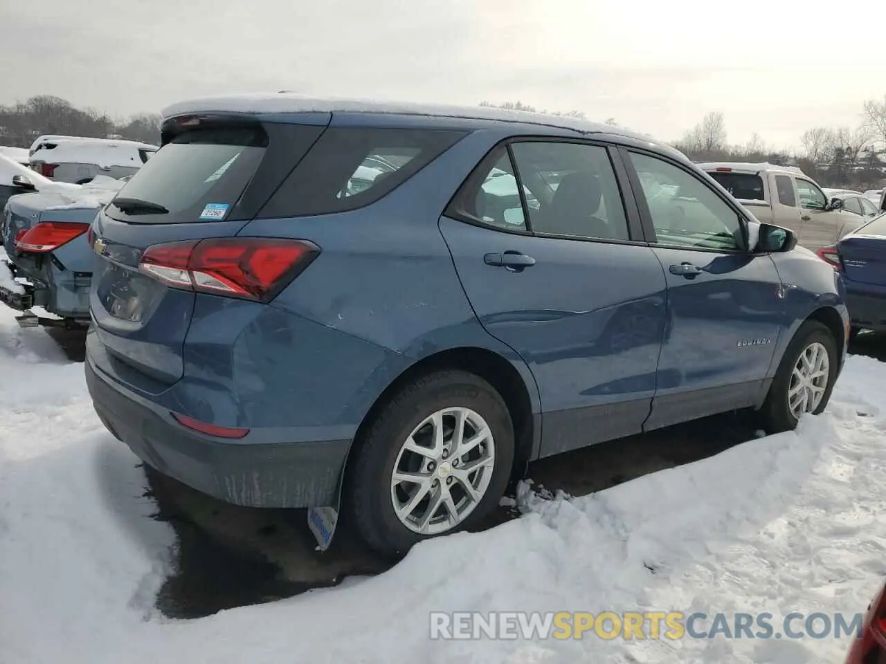 3 Photograph of a damaged car 3GNAXHEG1RL327065 CHEVROLET EQUINOX 2024