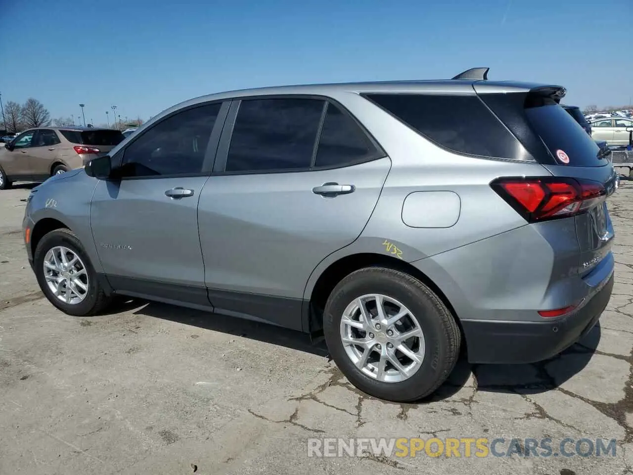 2 Фотография поврежденного автомобиля 3GNAXHEG1RL375309 CHEVROLET EQUINOX 2024