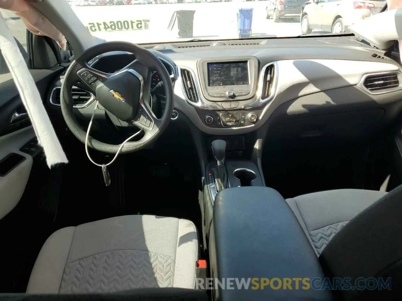 8 Фотография поврежденного автомобиля 3GNAXHEG1RL375309 CHEVROLET EQUINOX 2024