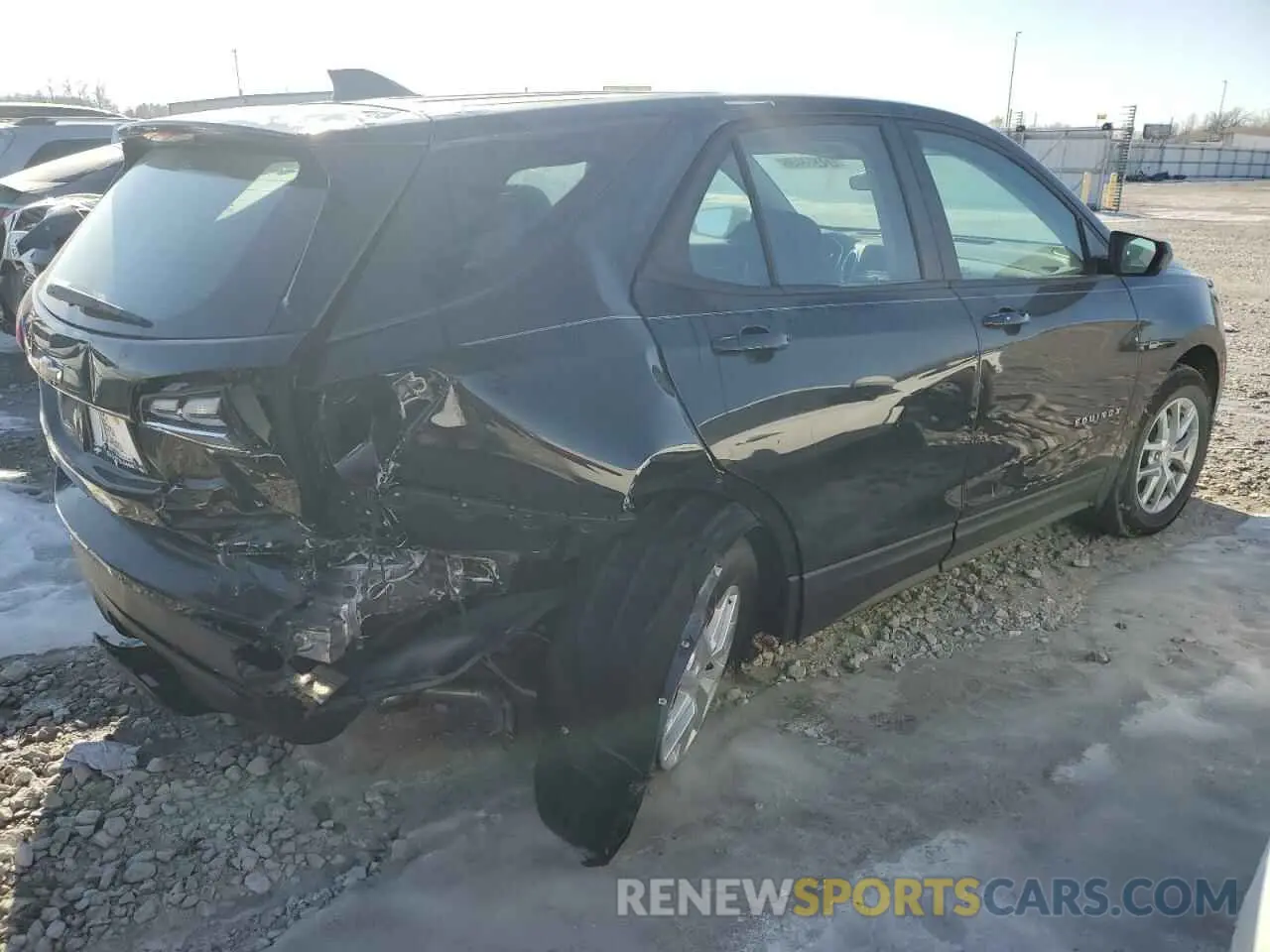 3 Фотография поврежденного автомобиля 3GNAXHEG2RL285814 CHEVROLET EQUINOX 2024