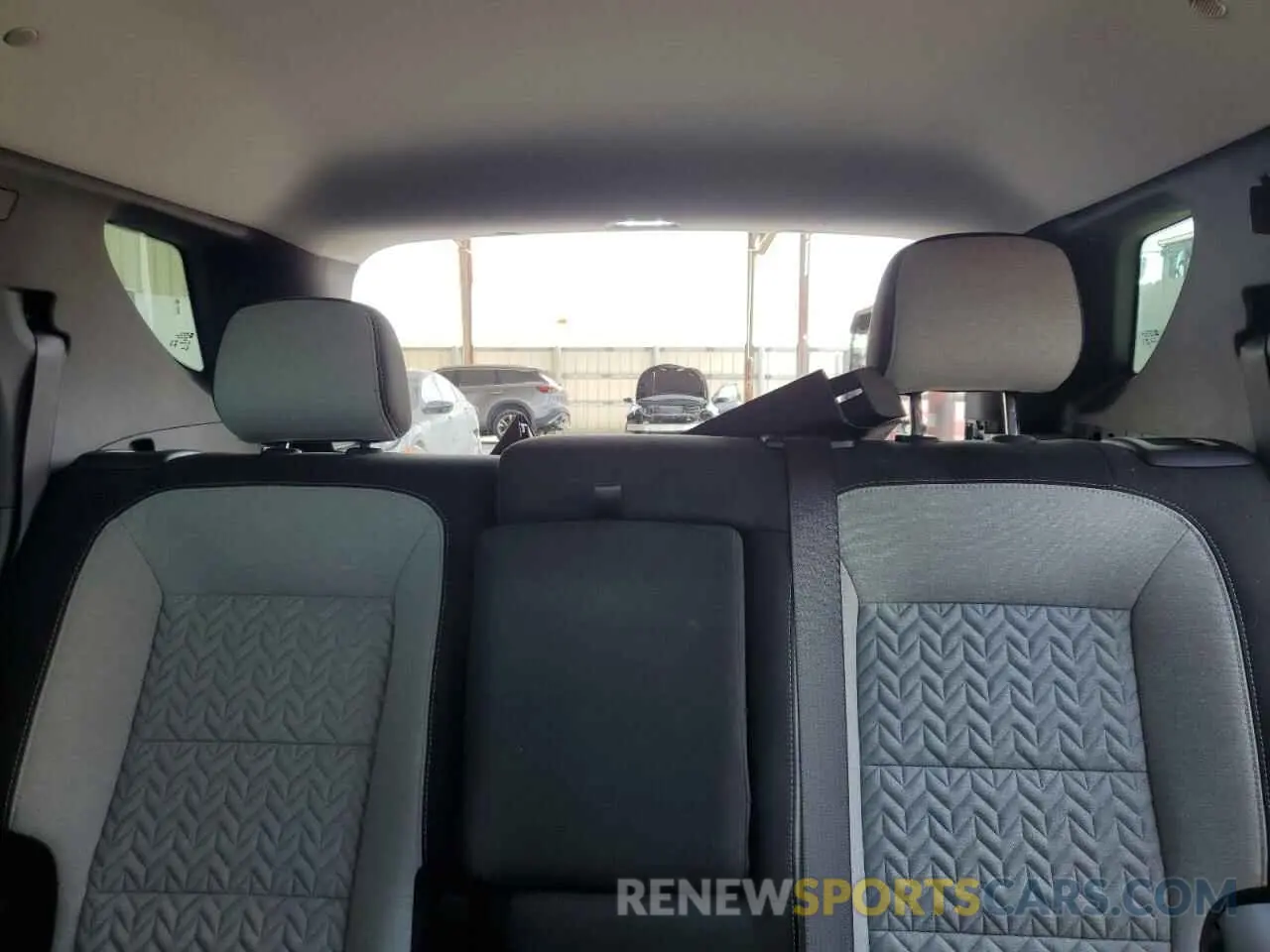 10 Фотография поврежденного автомобиля 3GNAXHEG4RL369746 CHEVROLET EQUINOX 2024