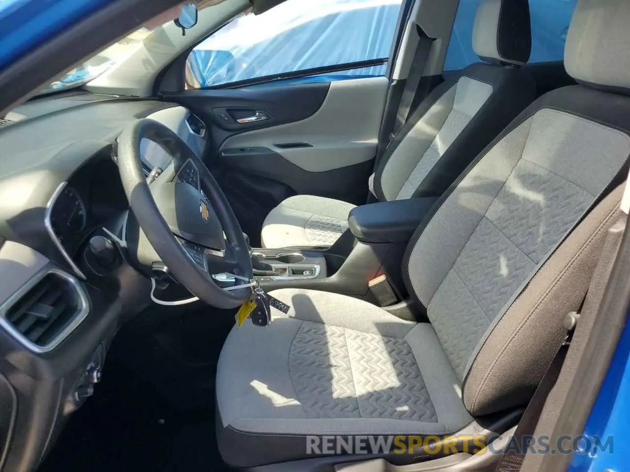 7 Фотография поврежденного автомобиля 3GNAXHEG6RL252606 CHEVROLET EQUINOX 2024