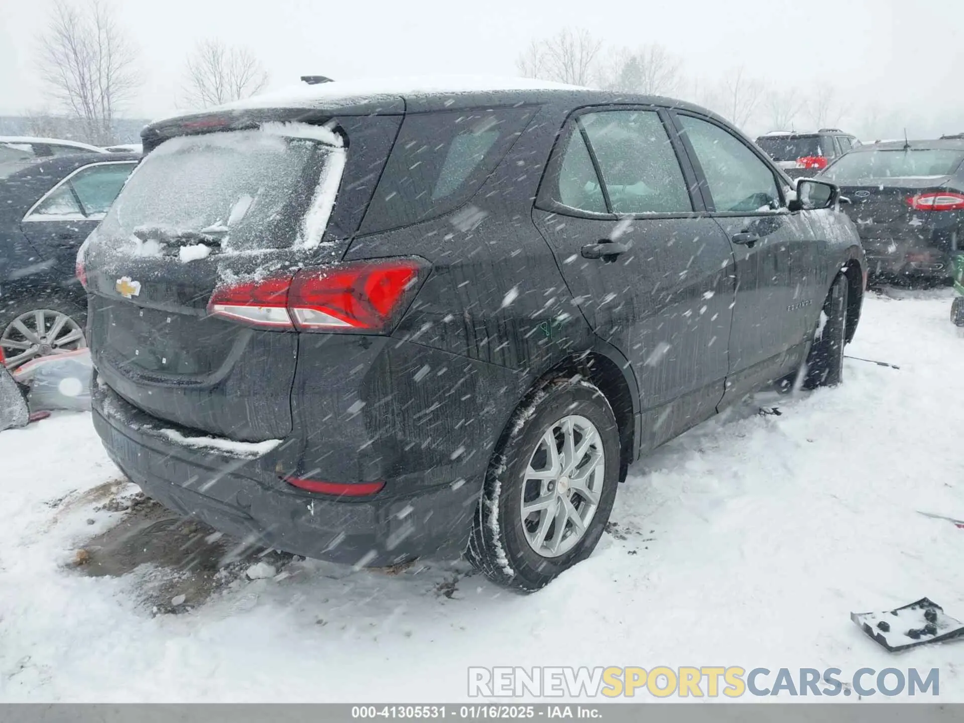 4 Photograph of a damaged car 3GNAXHEG7RL315275 CHEVROLET EQUINOX 2024