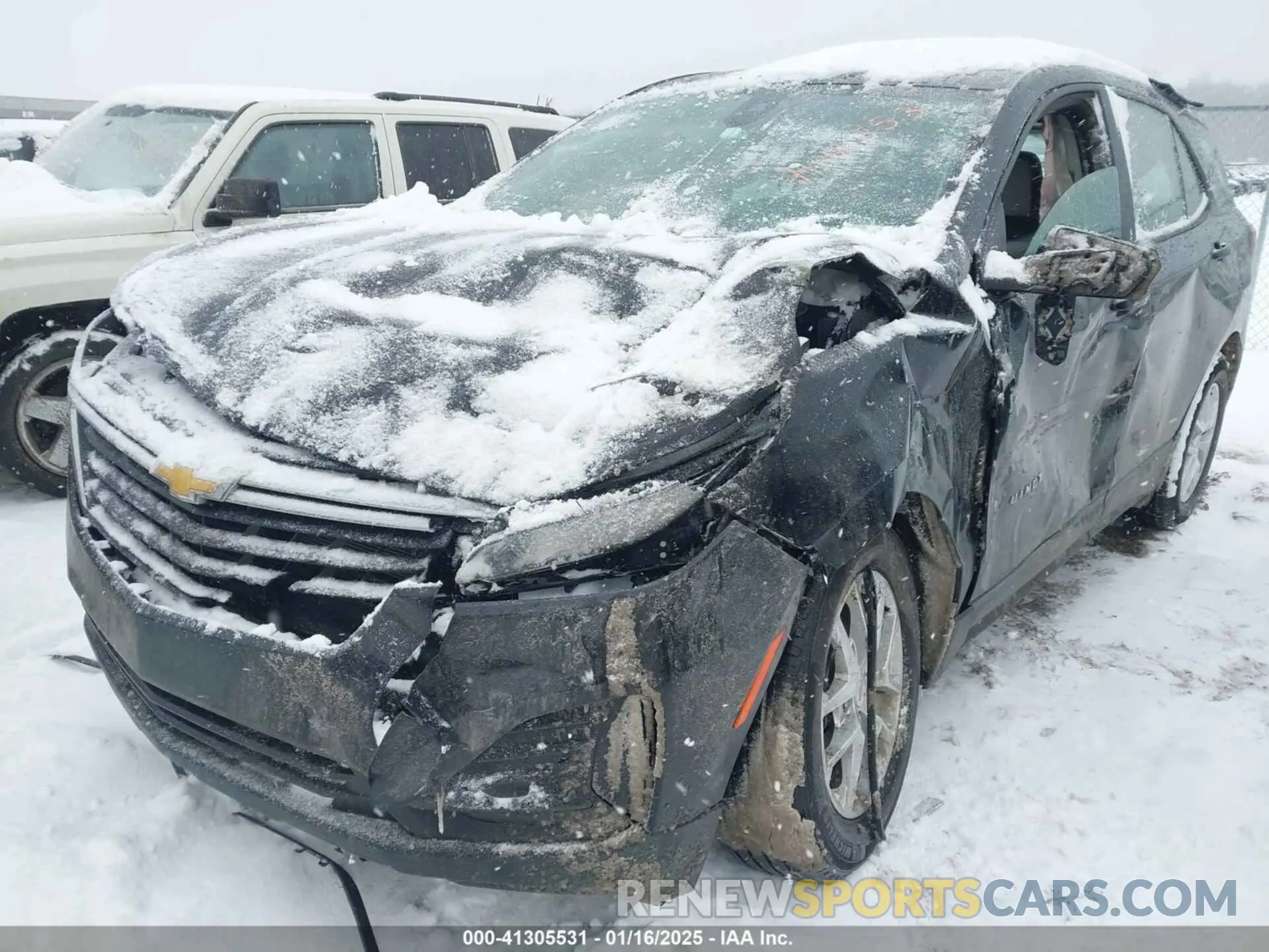 6 Photograph of a damaged car 3GNAXHEG7RL315275 CHEVROLET EQUINOX 2024
