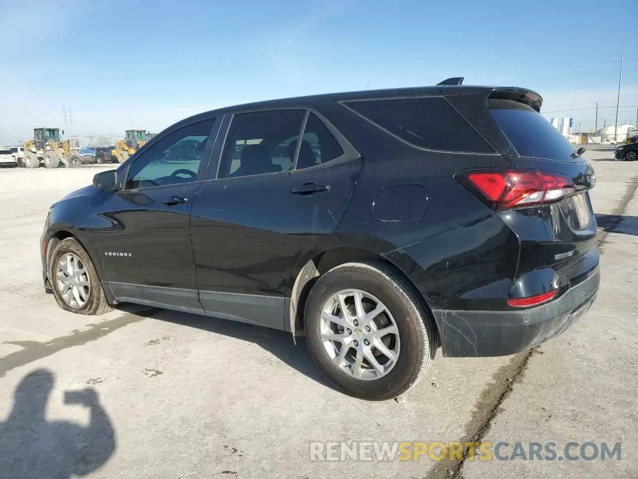 2 Фотография поврежденного автомобиля 3GNAXHEG8RL320243 CHEVROLET EQUINOX 2024