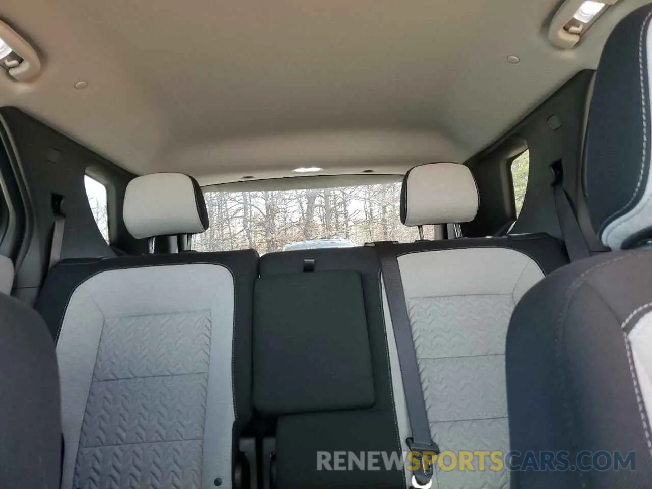 10 Фотография поврежденного автомобиля 3GNAXHEG8RL368938 CHEVROLET EQUINOX 2024