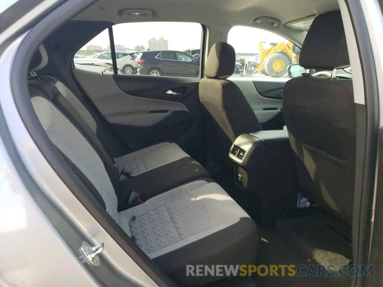 11 Фотография поврежденного автомобиля 3GNAXHEG9RL178016 CHEVROLET EQUINOX 2024