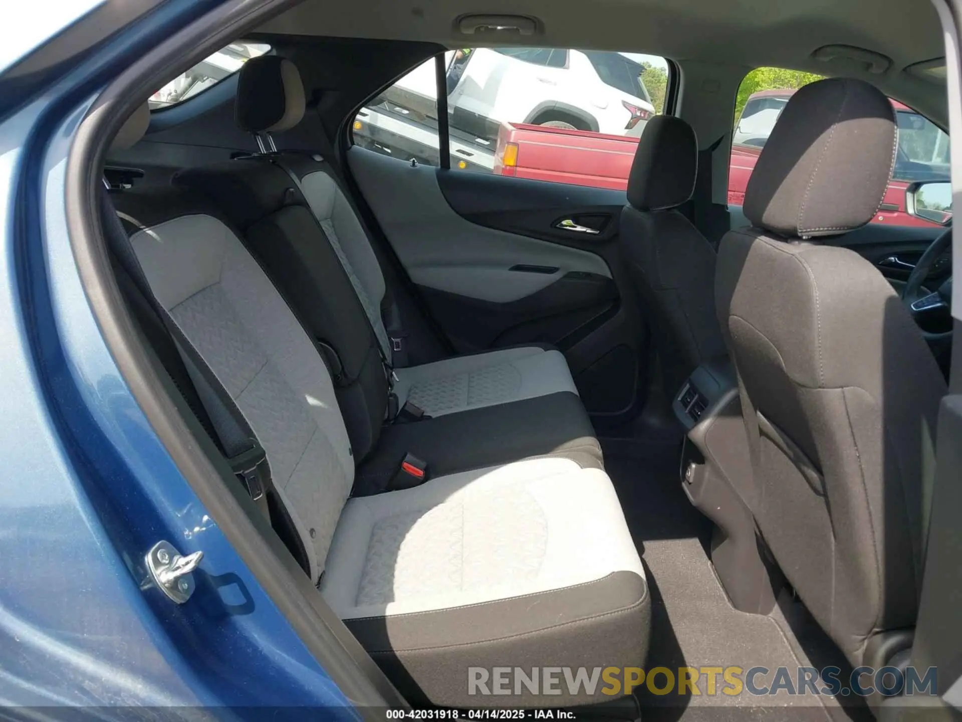 8 Photograph of a damaged car 3GNAXHEG9RL361156 CHEVROLET EQUINOX 2024