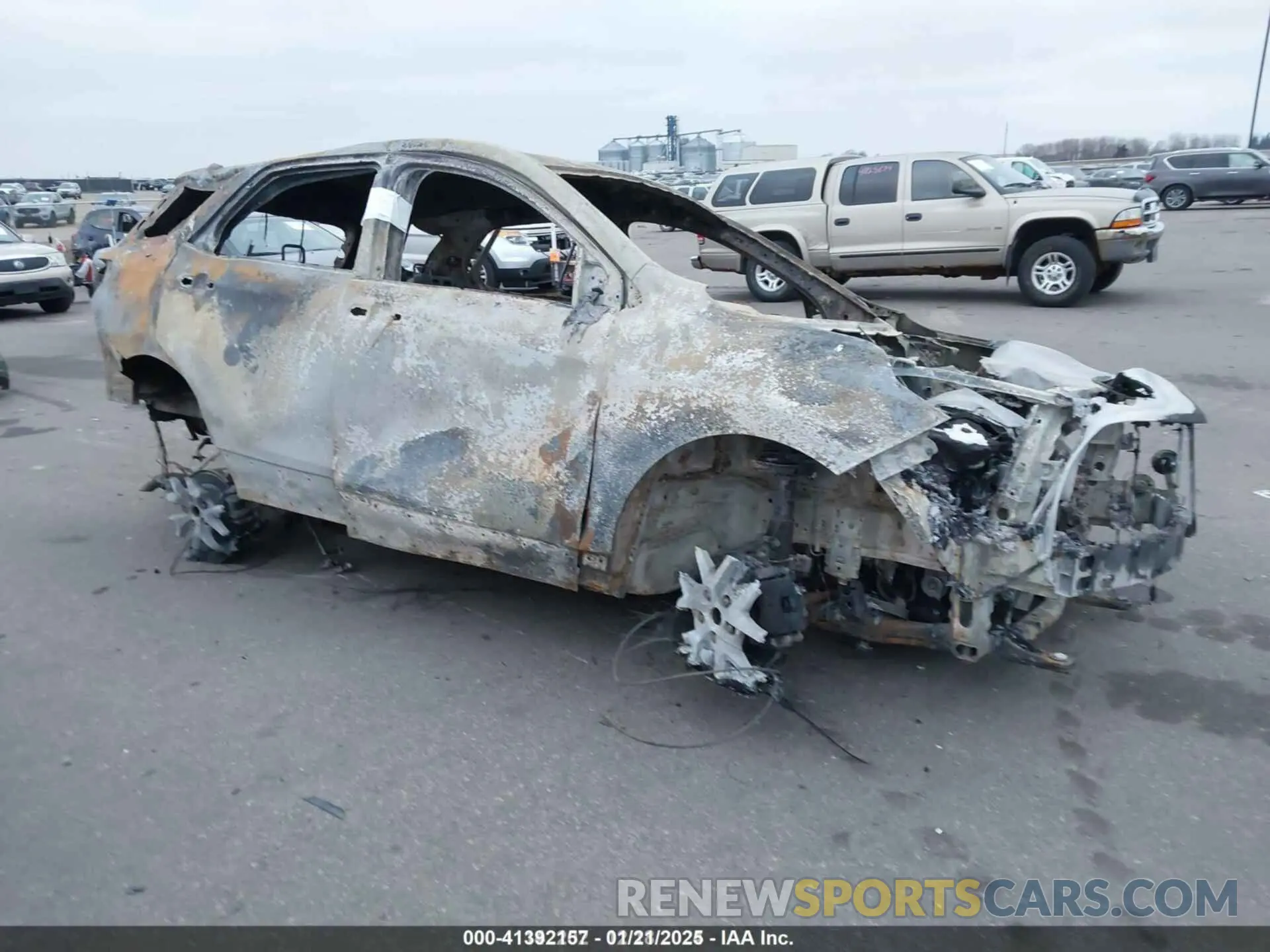 1 Фотография поврежденного автомобиля 3GNAXJEG6RS230117 CHEVROLET EQUINOX 2024