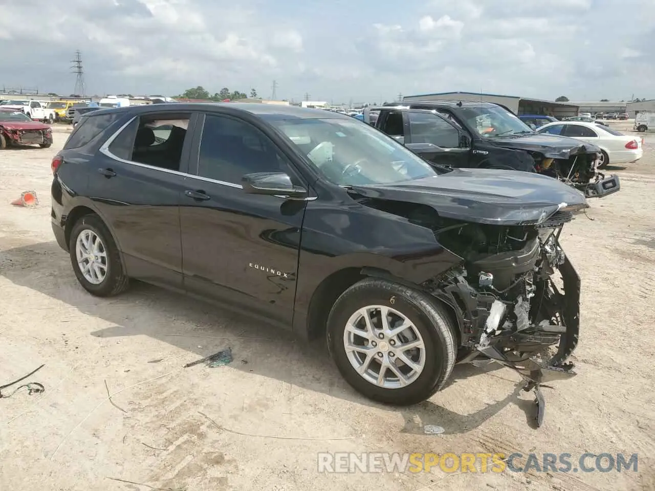 4 Photograph of a damaged car 3GNAXKEG0RL280737 CHEVROLET EQUINOX 2024