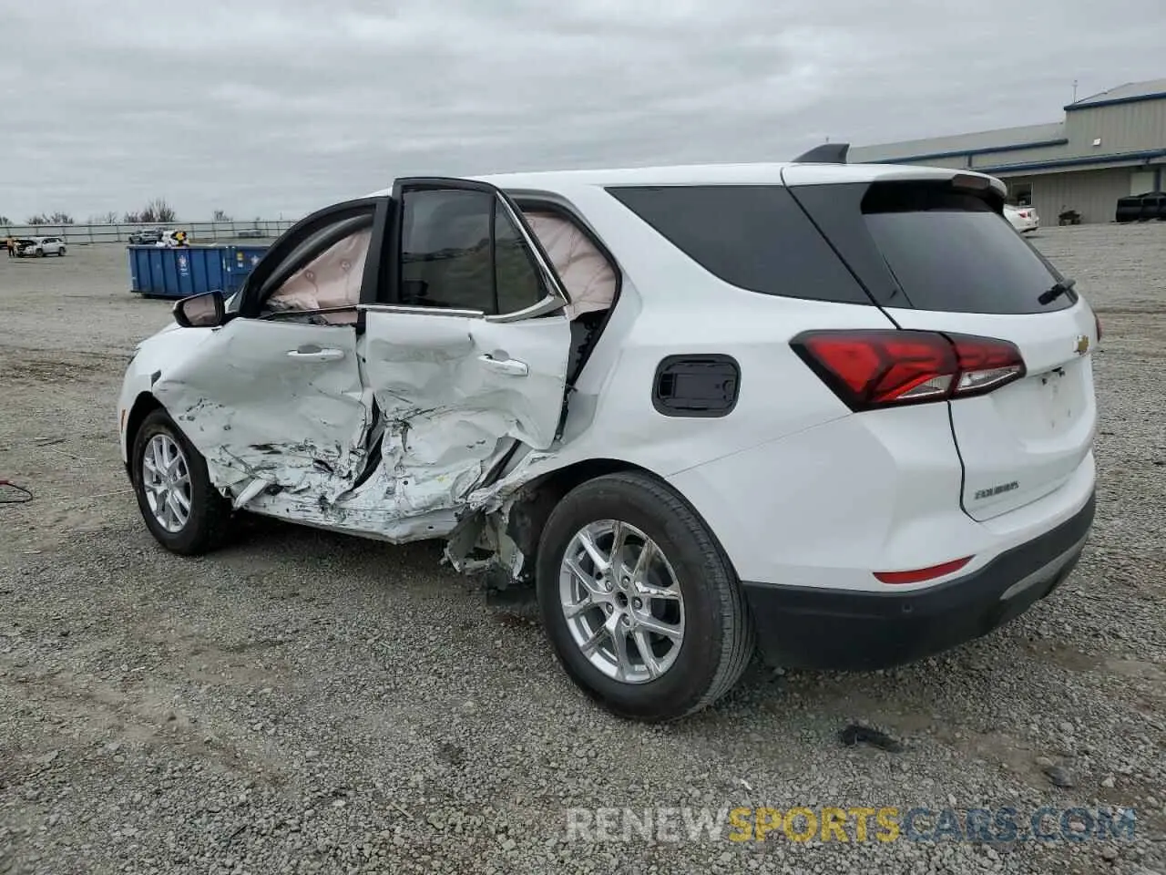 2 Фотография поврежденного автомобиля 3GNAXKEG0RS222245 CHEVROLET EQUINOX 2024