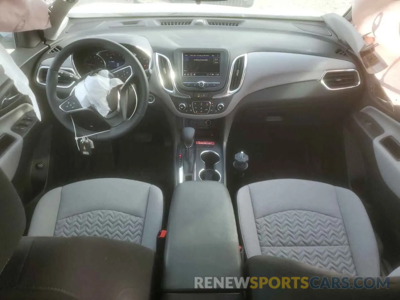 8 Photograph of a damaged car 3GNAXKEG1RL320324 CHEVROLET EQUINOX 2024