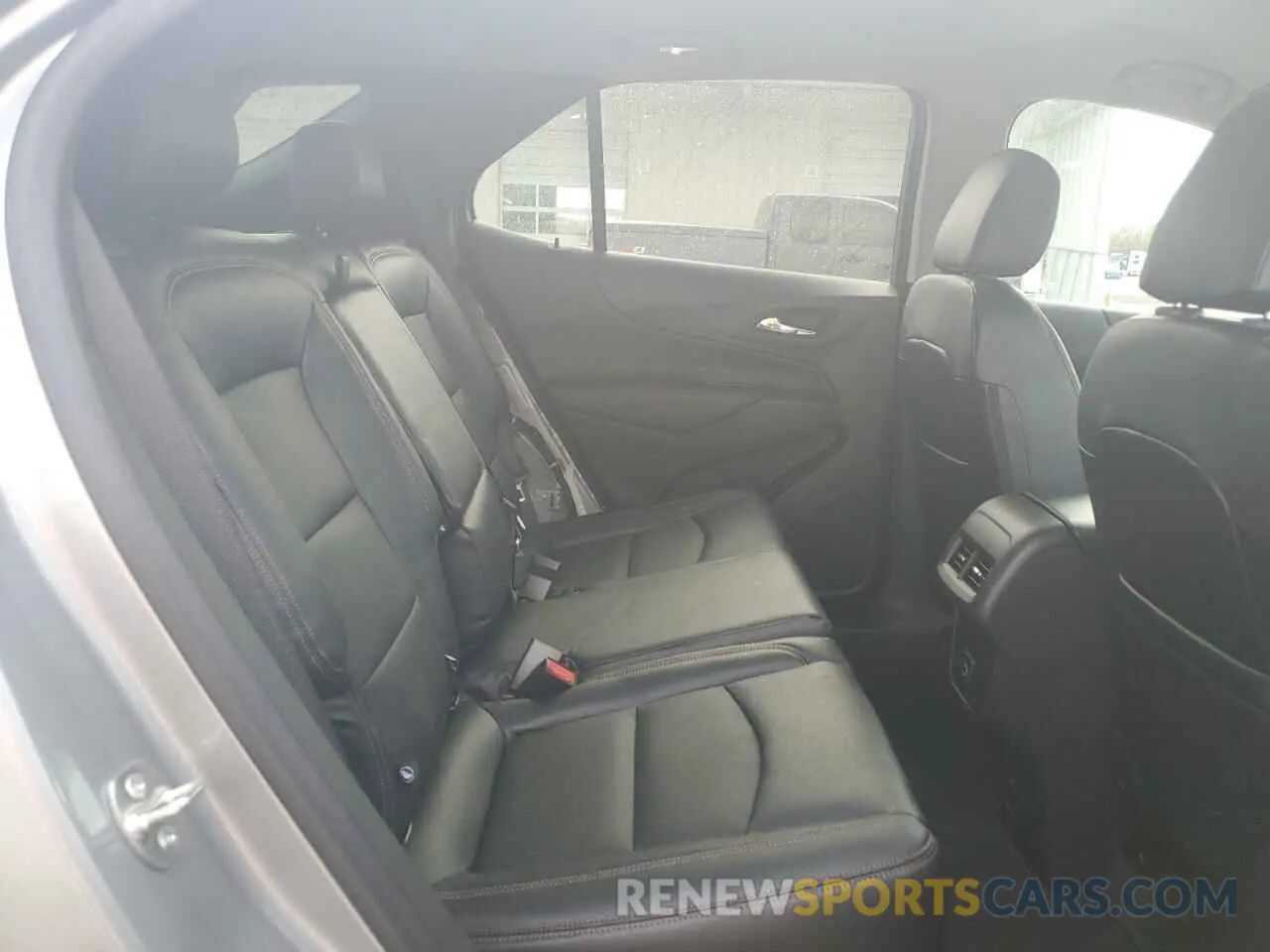 11 Фотография поврежденного автомобиля 3GNAXKEG1RL352027 CHEVROLET EQUINOX 2024