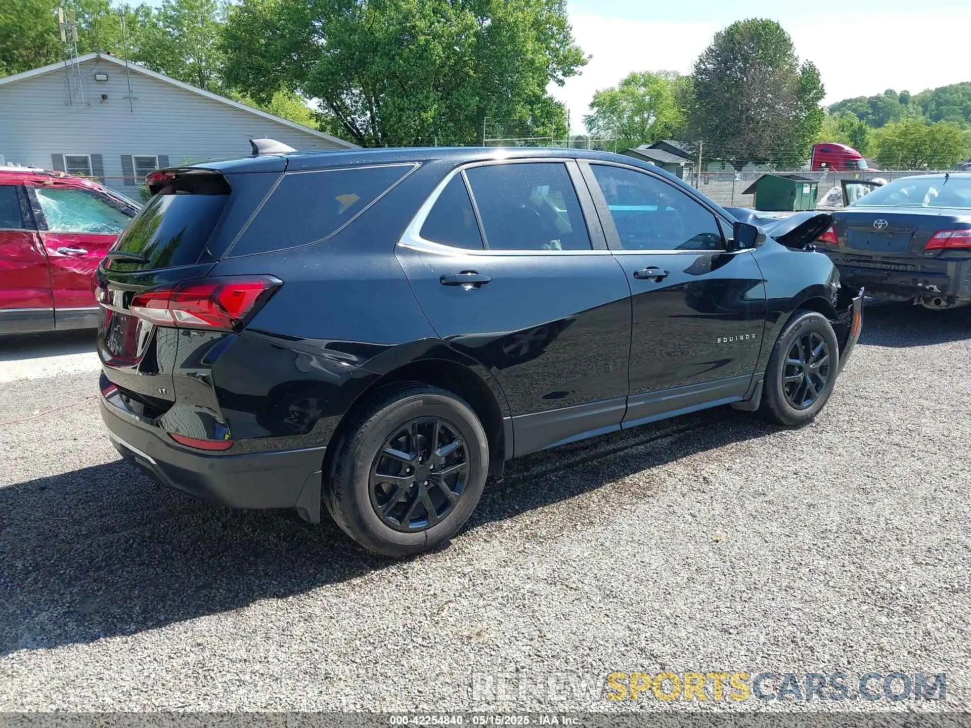 4 Photograph of a damaged car 3GNAXKEG2RL115742 CHEVROLET EQUINOX 2024