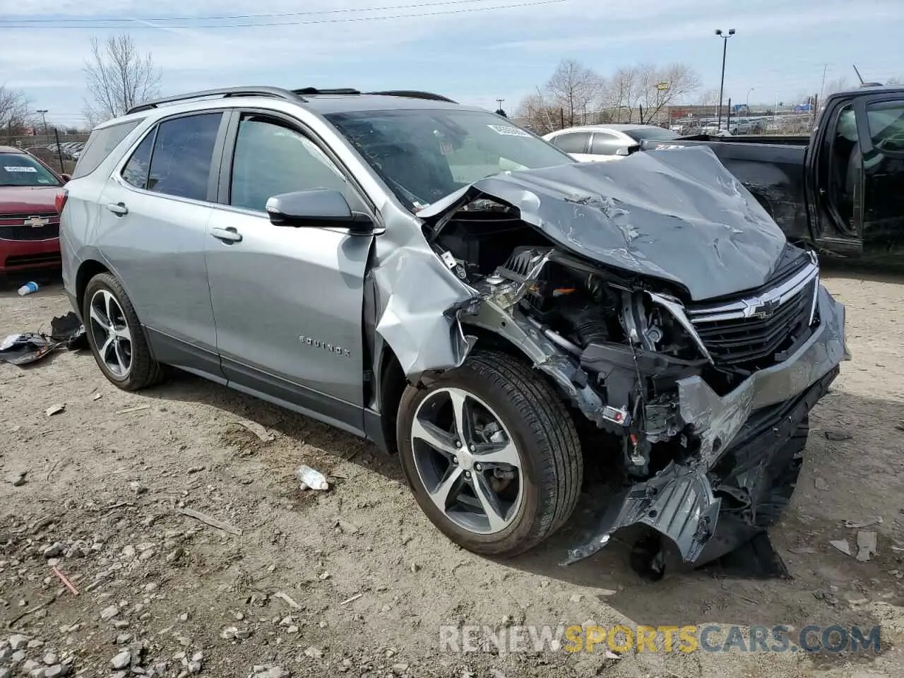 4 Photograph of a damaged car 3GNAXKEG2RL339710 CHEVROLET EQUINOX 2024