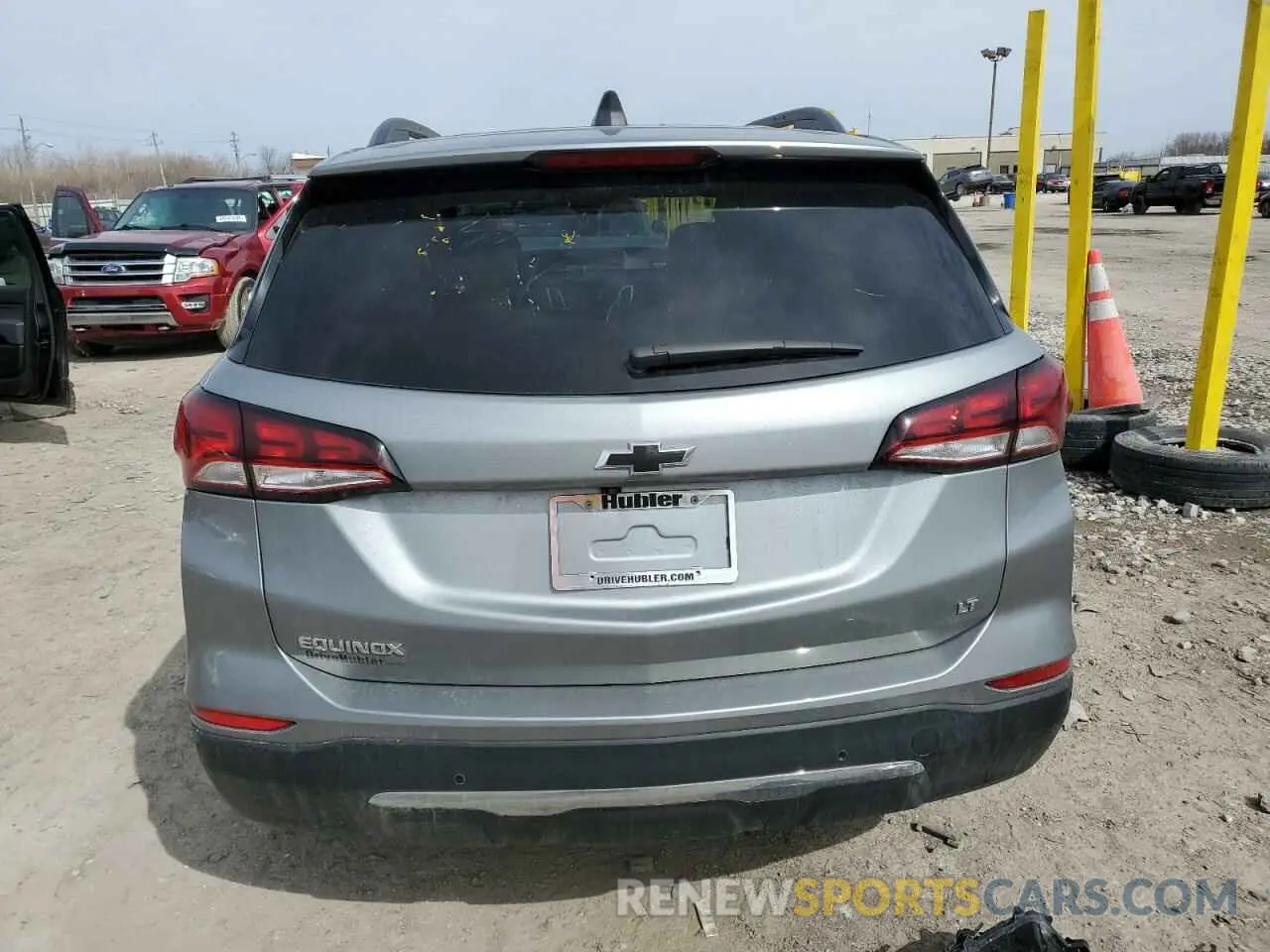 6 Photograph of a damaged car 3GNAXKEG2RL339710 CHEVROLET EQUINOX 2024