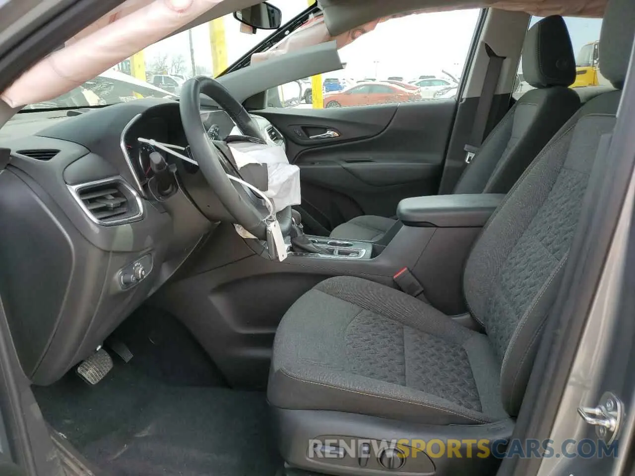 7 Photograph of a damaged car 3GNAXKEG2RL339710 CHEVROLET EQUINOX 2024