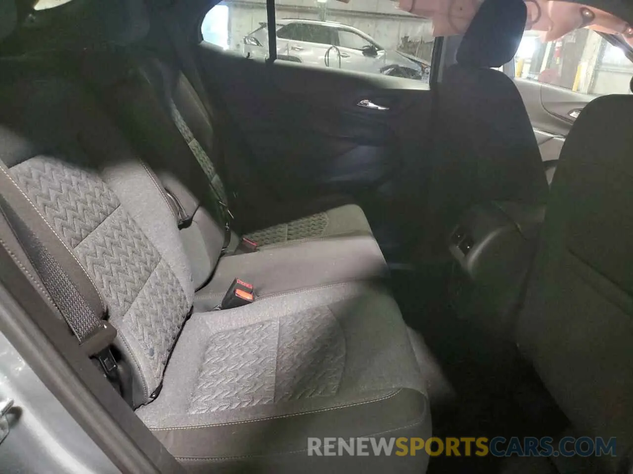 11 Photograph of a damaged car 3GNAXKEG2RS131624 CHEVROLET EQUINOX 2024