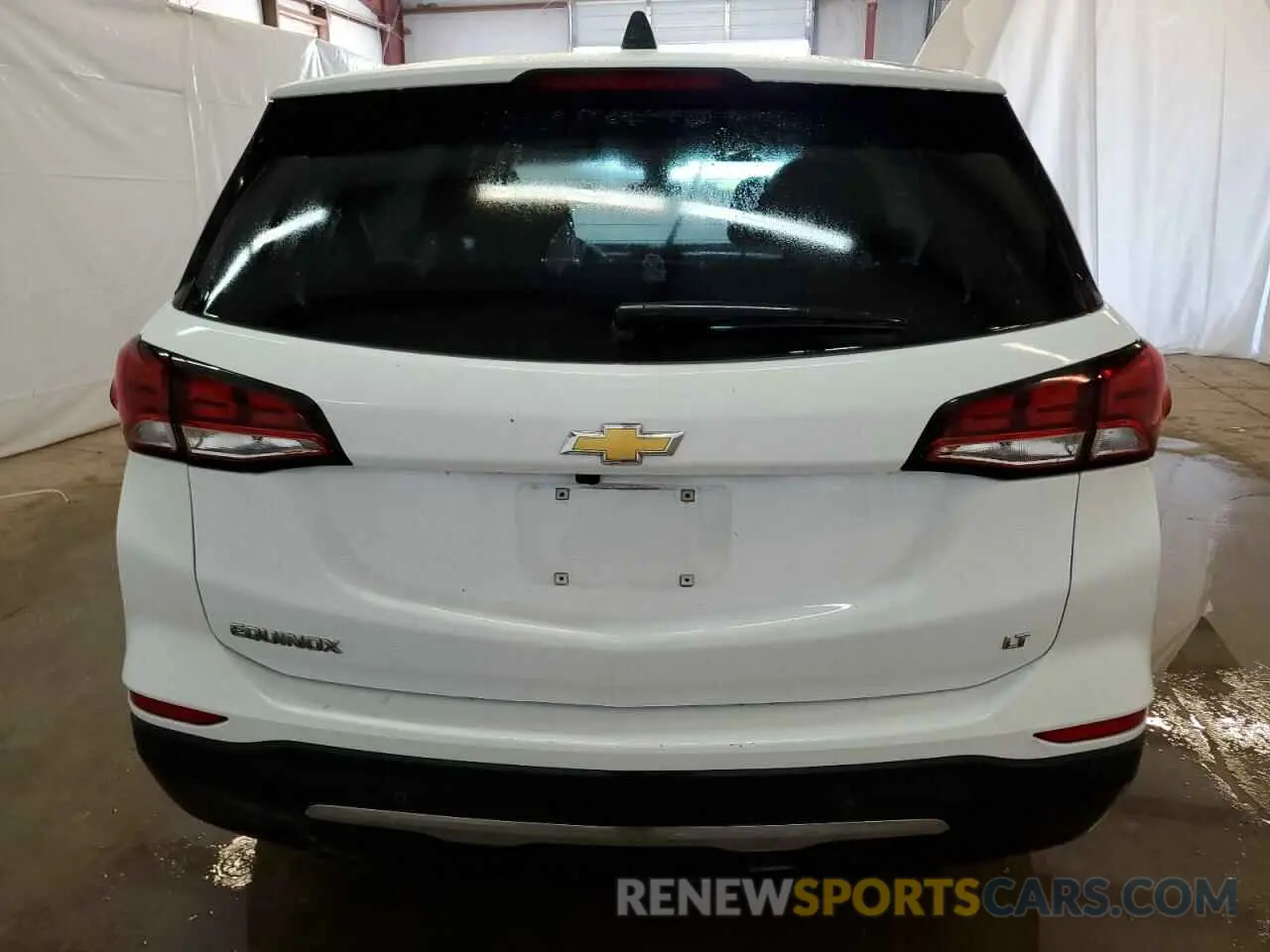 6 Photograph of a damaged car 3GNAXKEG3RL320289 CHEVROLET EQUINOX 2024