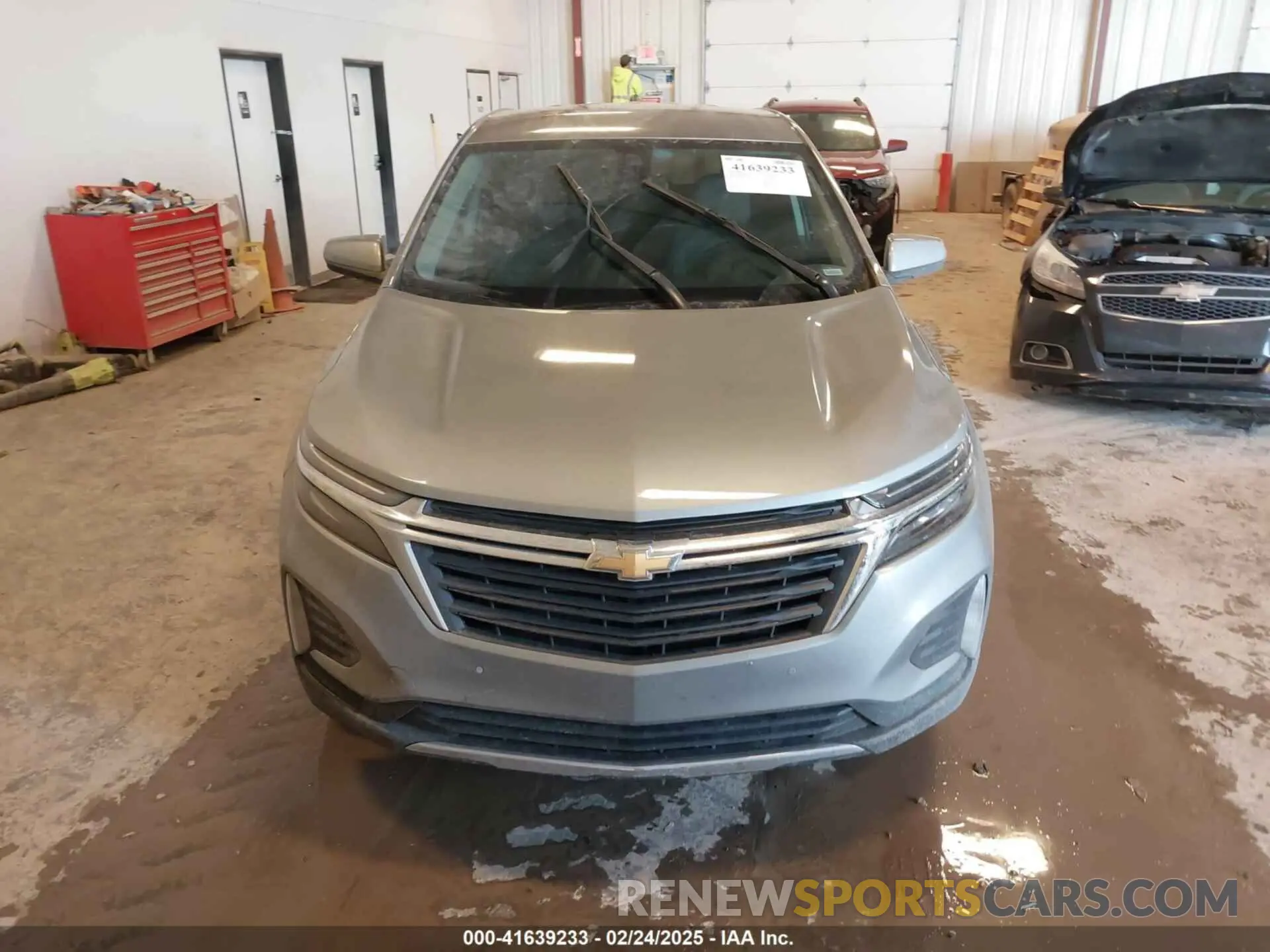 12 Photograph of a damaged car 3GNAXKEG3RL329459 CHEVROLET EQUINOX 2024